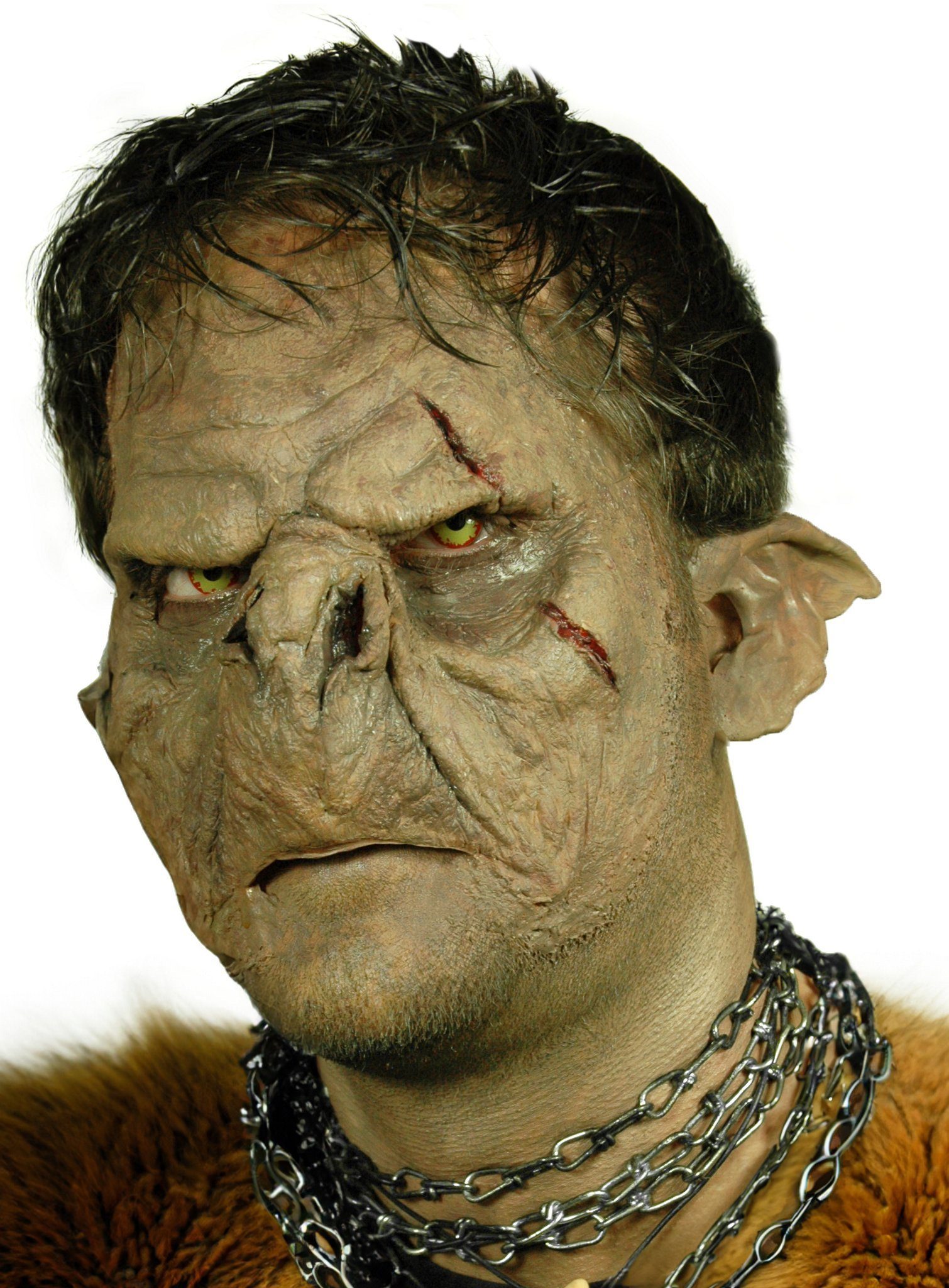Wizardo Verkleidungsmaske Ork Maske aus Latex zum Ankleben - Halloween Kostü, Diese grimmige Orkmaske könnte so in Tolkiens 'Herr der Ringe' zu seh