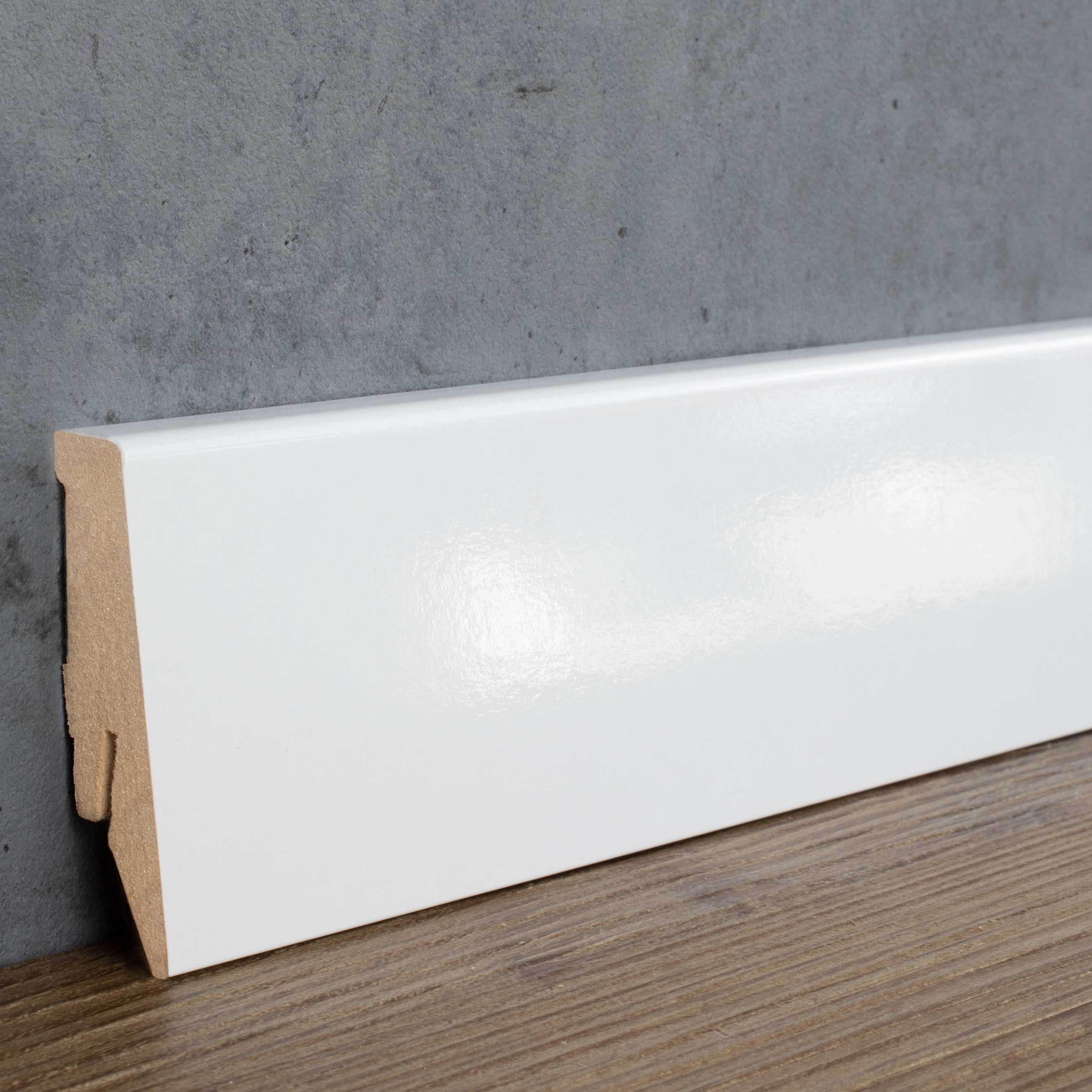PROVISTON Sockelleiste MDF, 18 x 58 x 2500 mm, Hochglanz Weiß, Fußleiste, MDF foliert, L: 250 cm