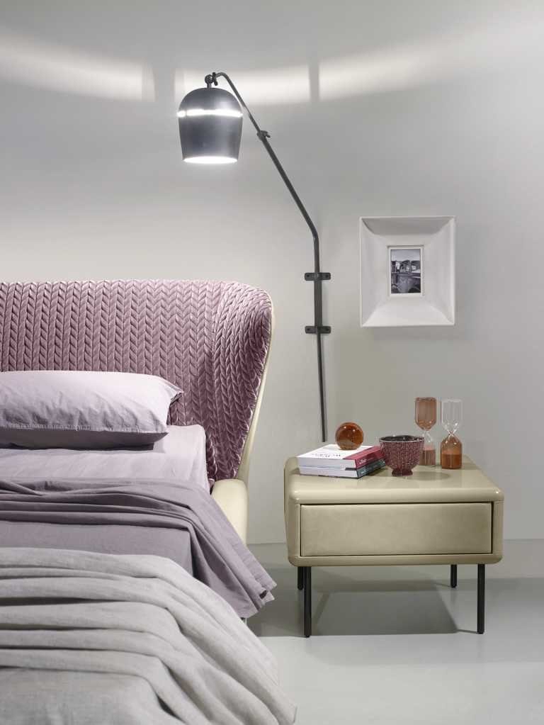 Bett Schlafzimmer Luxus Italienische JVmoebel (Bett) Möbel Betten Rosa Bett Moderne Design