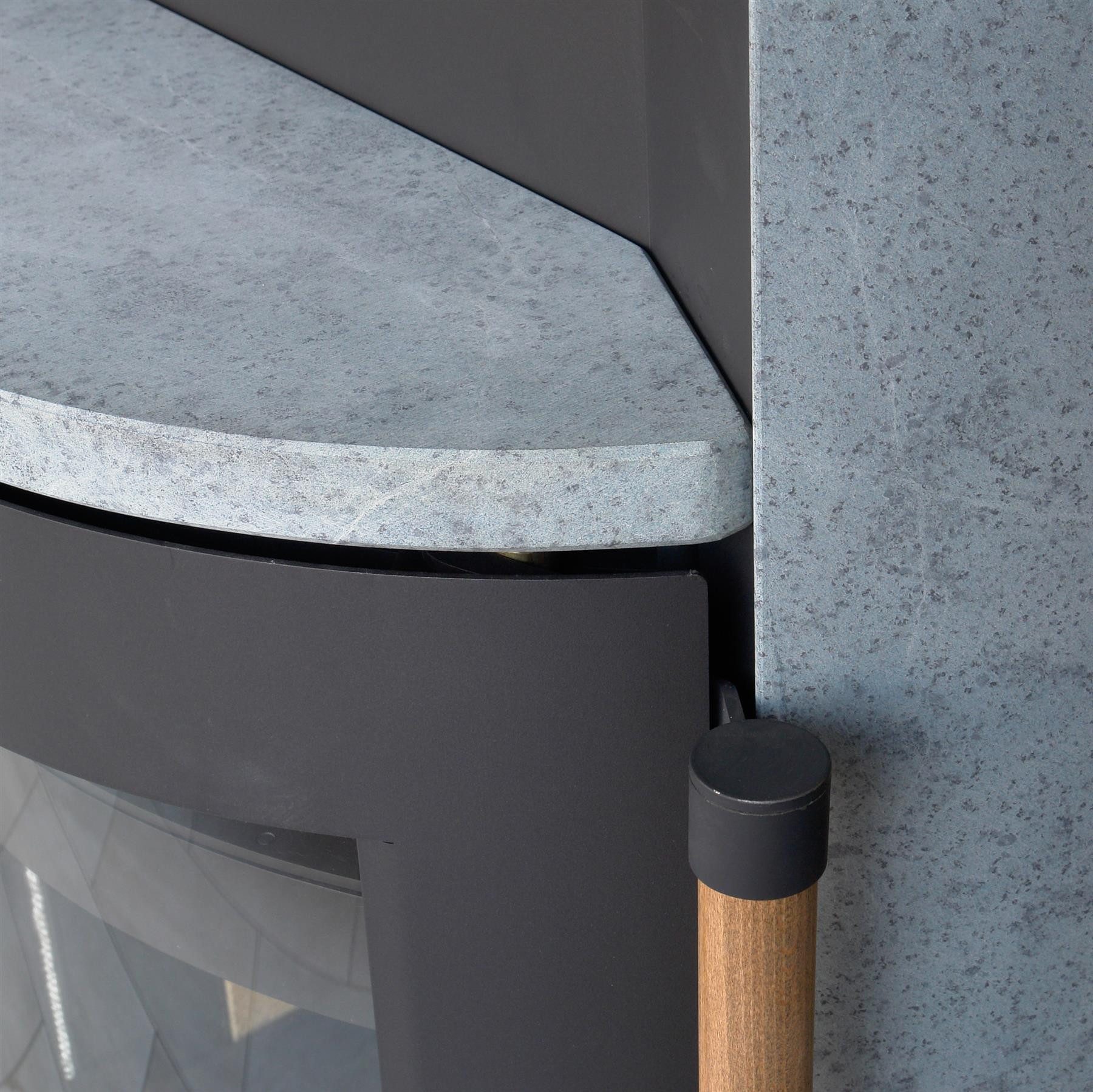 H&M Germany Kaminofen München Max Style schwarz / Naturstein, 8 kW, Zeitbrand