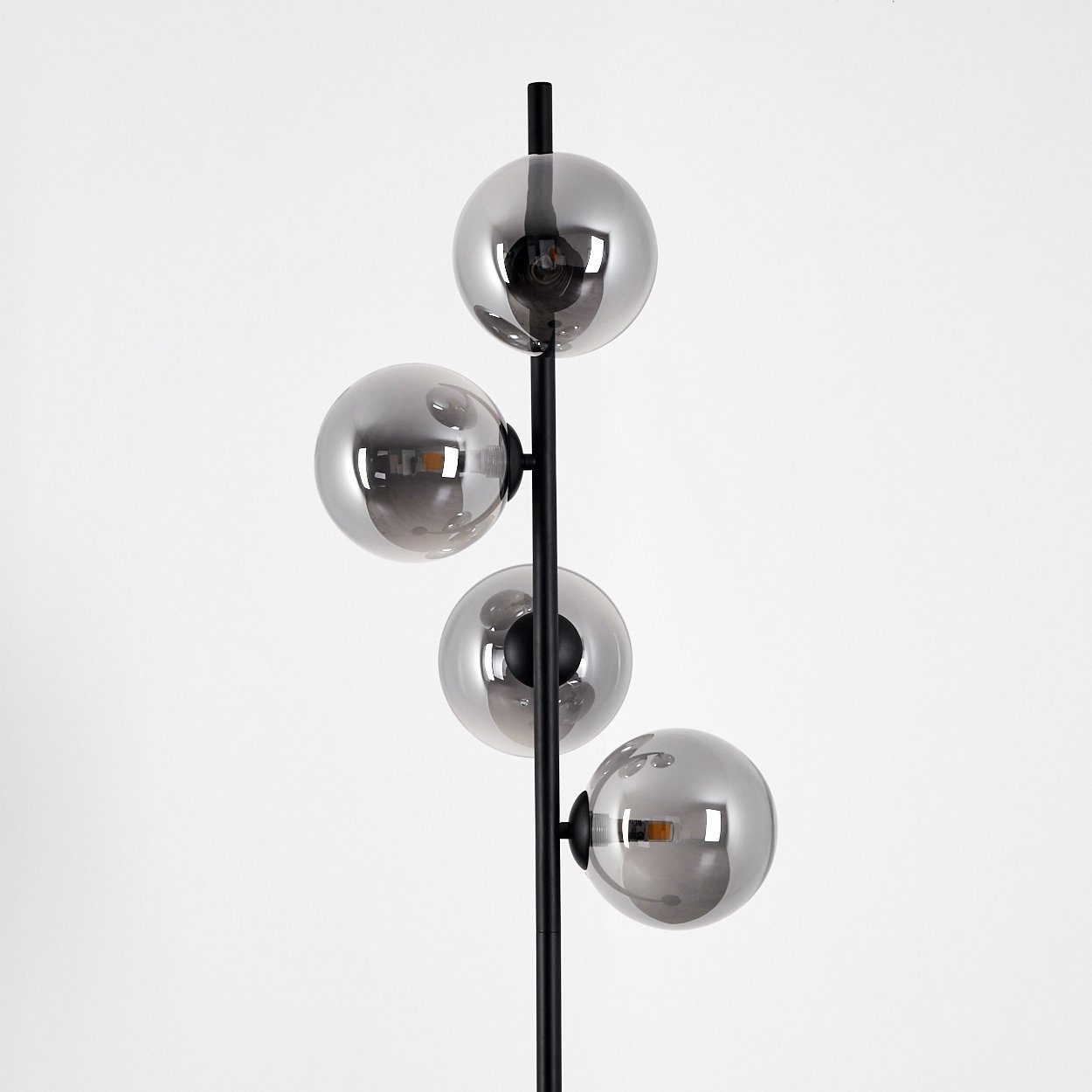 Stehlampe Leuchtmittel, Bodenlampe hofstein »Garaguso« Metall/Glas Stehlampe Schwarz/Rauchfarben, in Fußschalter, ohne mit aus moderne G9