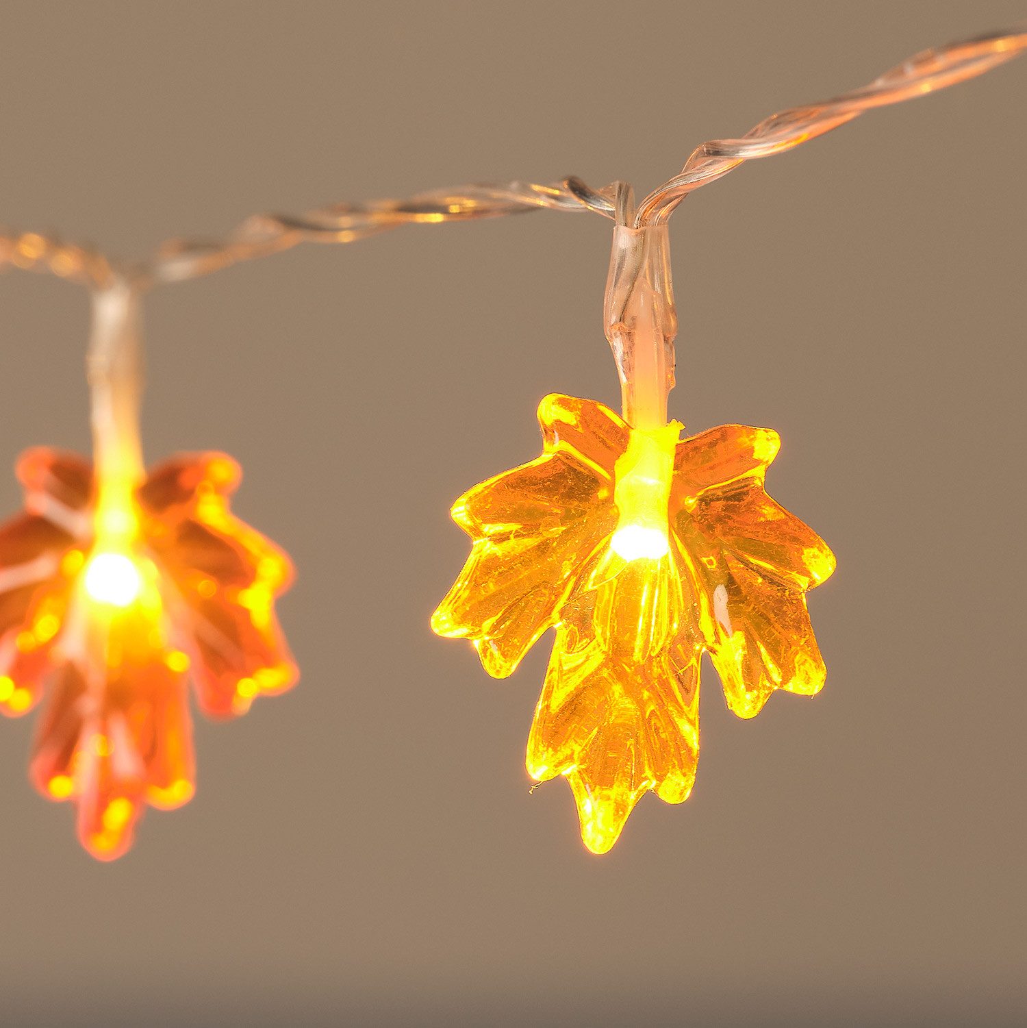 Lights4fun LED-Lichterkette 20er Ahornblatt LED-Lichterkette mit Timer Orange – Bild 4 von 4