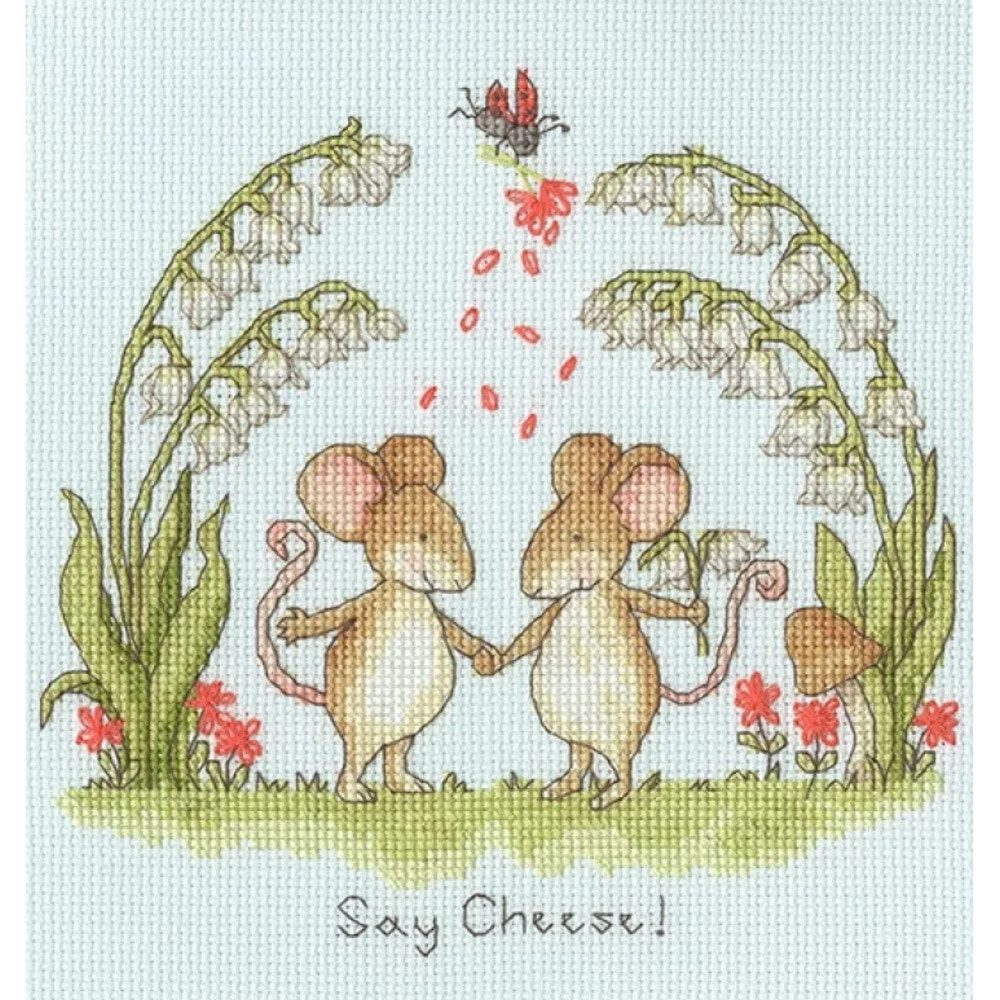 Bothy Threads Kreativset Bothy Threads telkruissteekpakket "Zeg kaas!", XSN3, 18x19cm, (embroidery kit by Marussia)