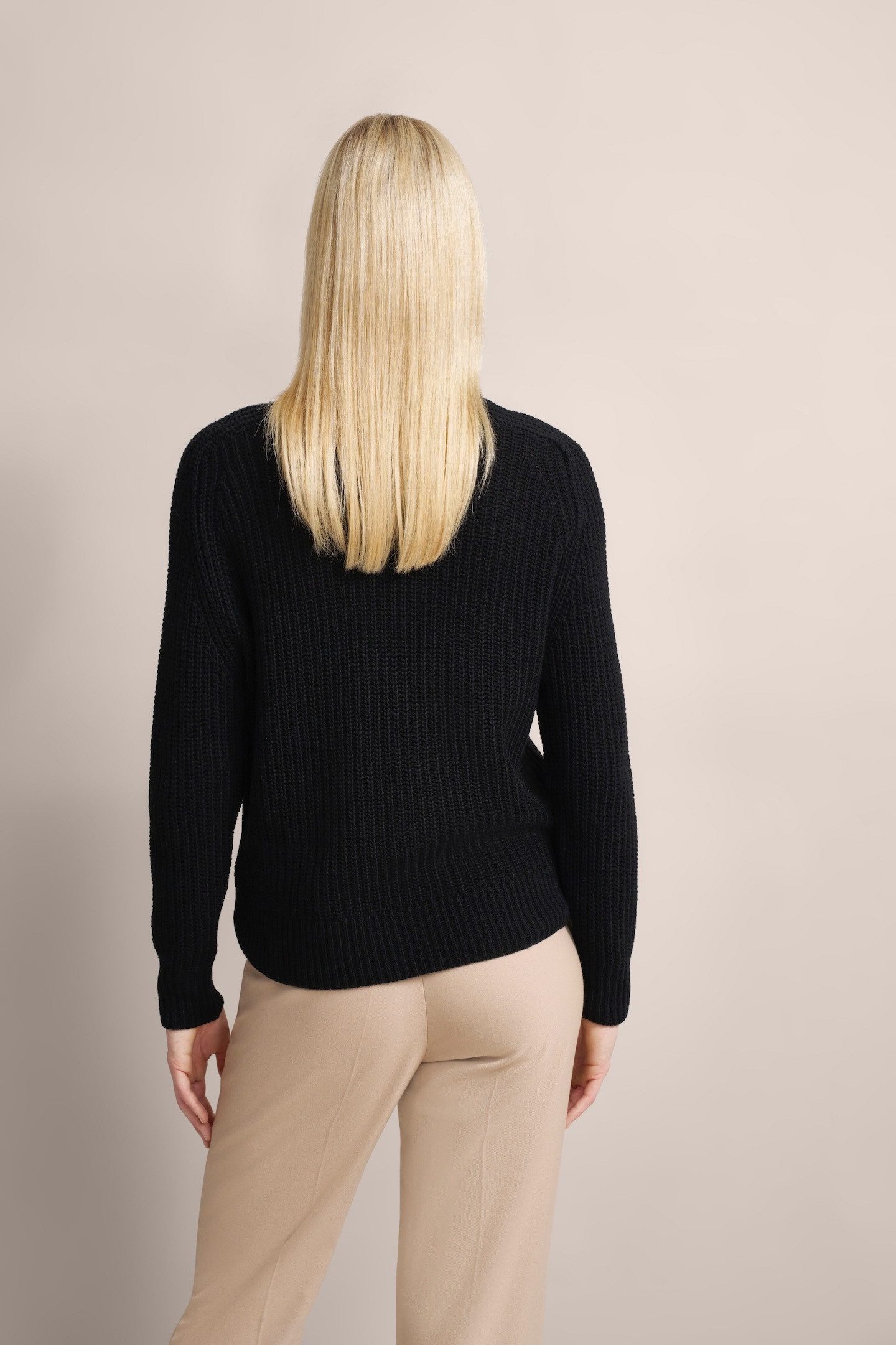 bugatti Rollkragenpullover aus einer Wollmischung mit Kaschmir