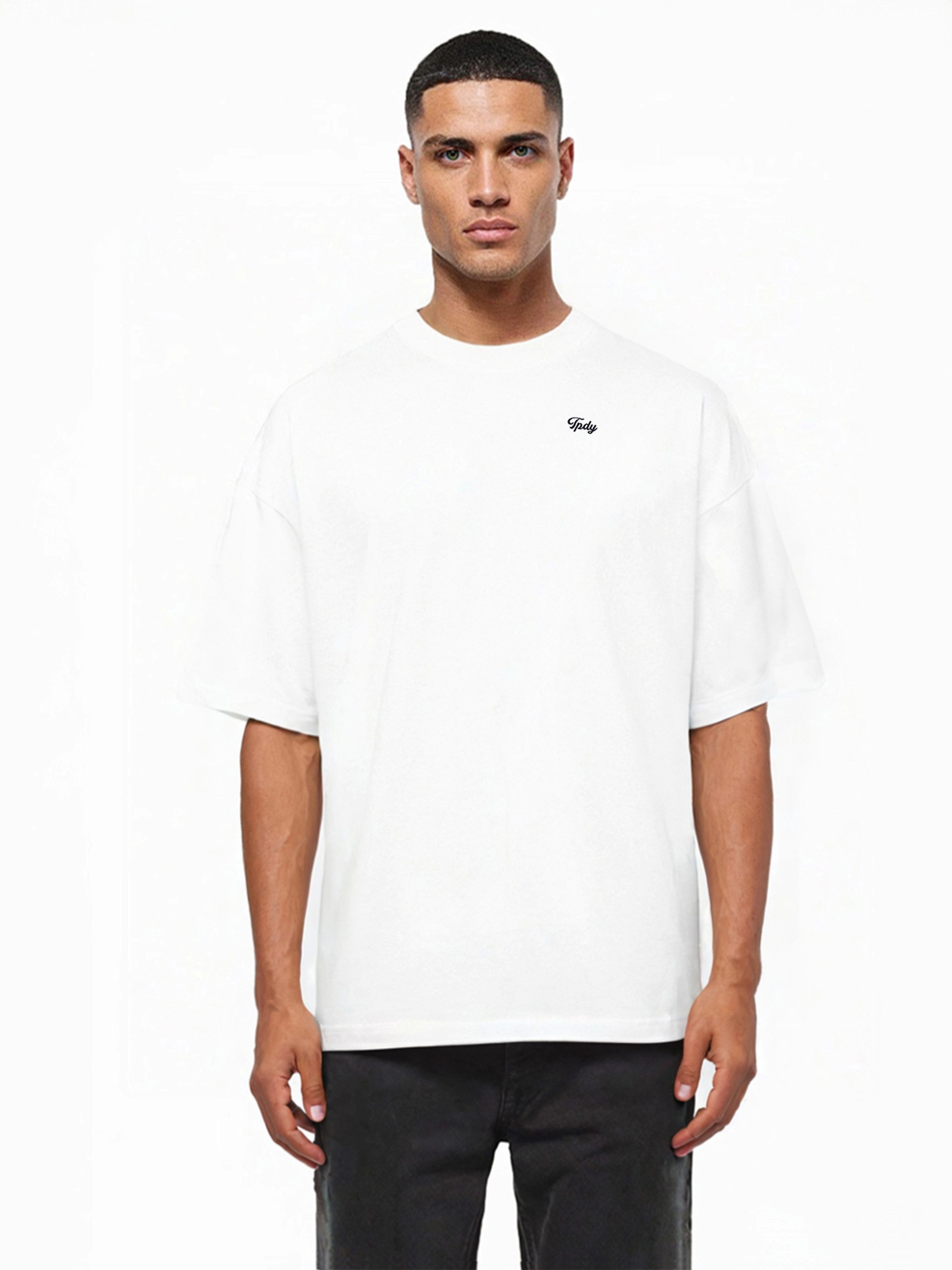 trueprodigy Oversize-Shirt Nika Logostickerei Rundhals dicker Stoff günstig online kaufen