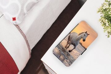 MuchoWow Handyhülle Pferde - Sonne - Meer - Strand - Tiere, Handyhülle Telefonhülle Apple iPhone 13 Mini