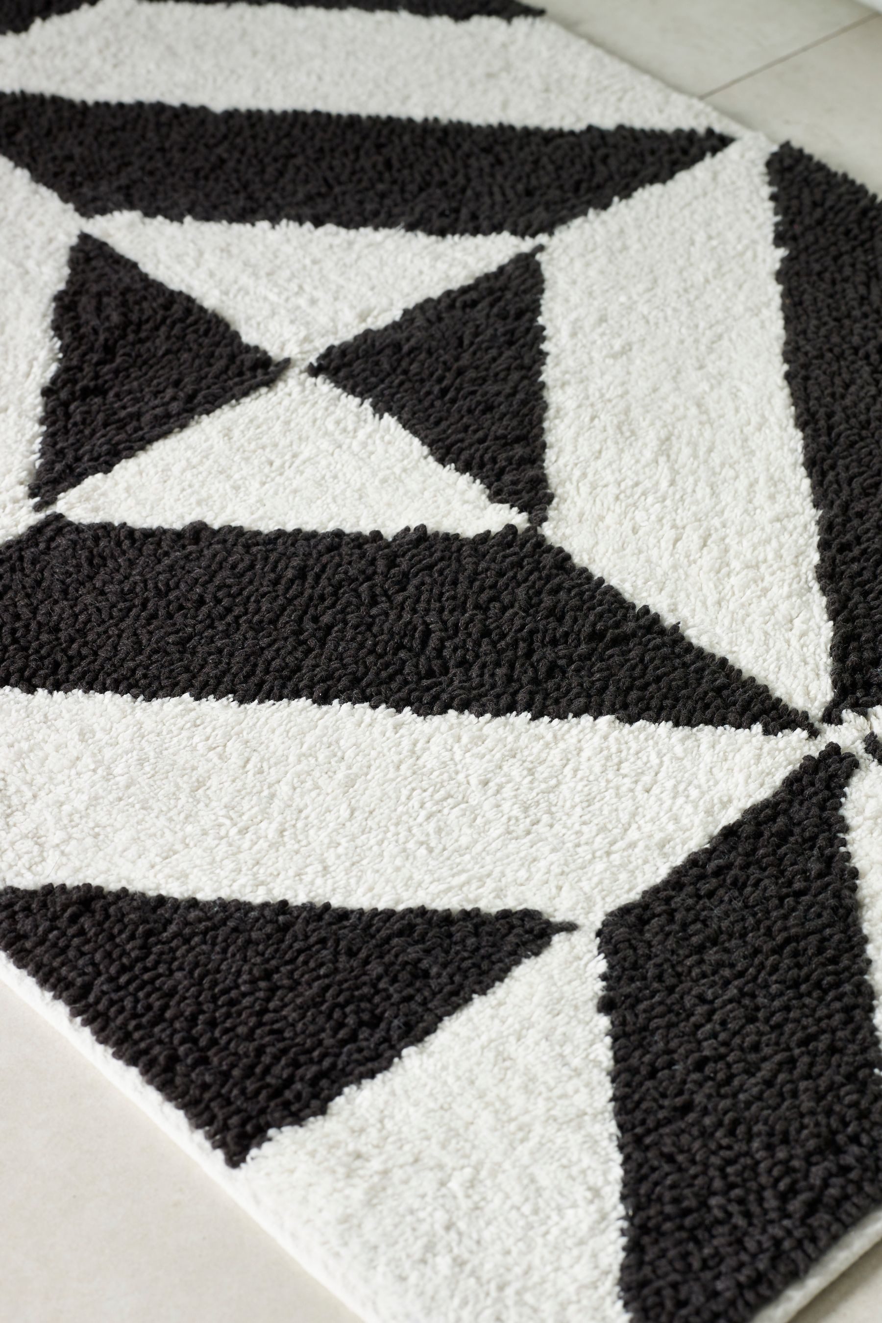 Next Badematte Badematte mit abstraktem Geomuster, Höhe 80 mm, Baumwolle günstig online kaufen