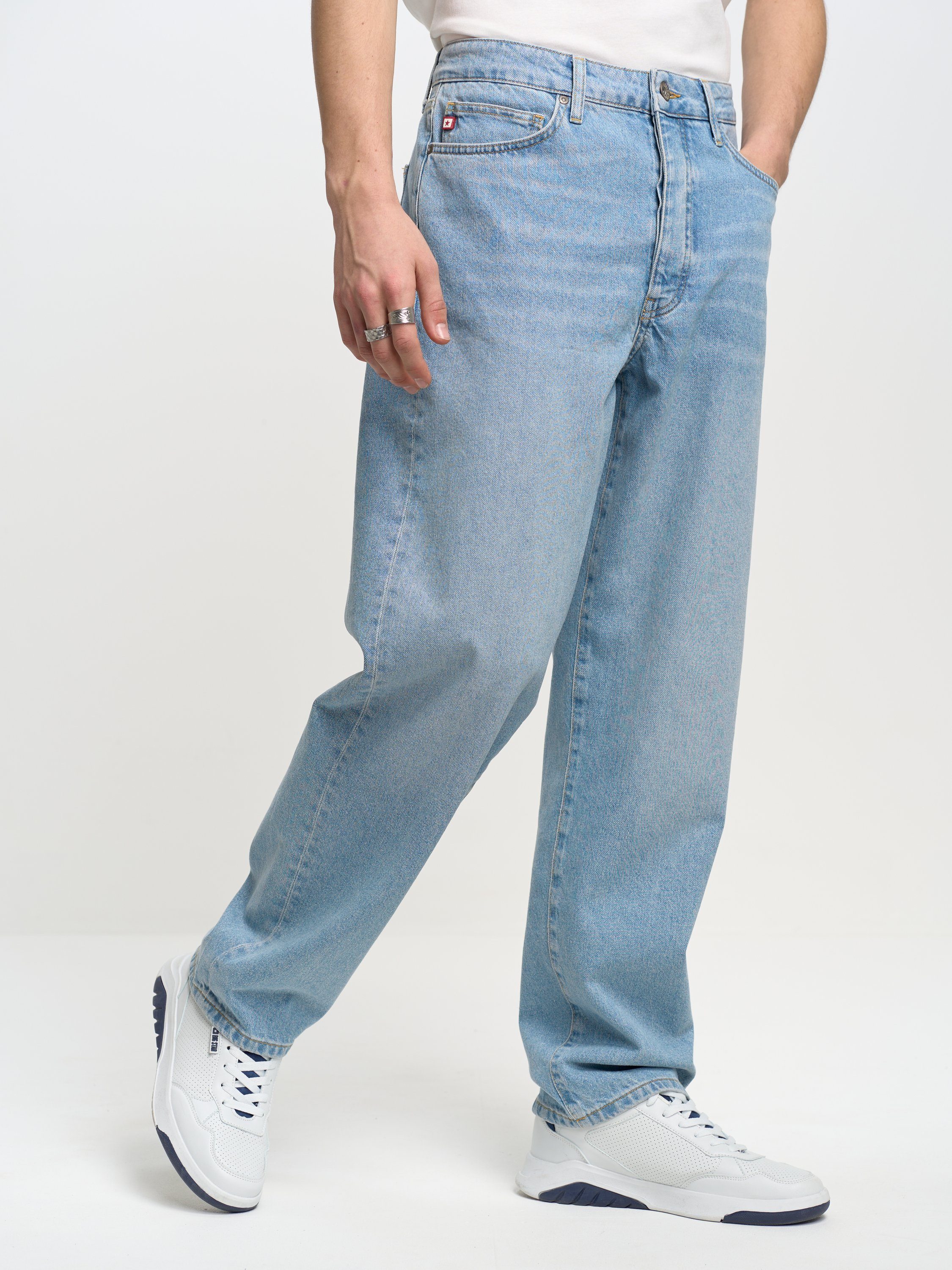 (1-tlg) ISAAC STAR BIG hellblau Loose-fit-Jeans
