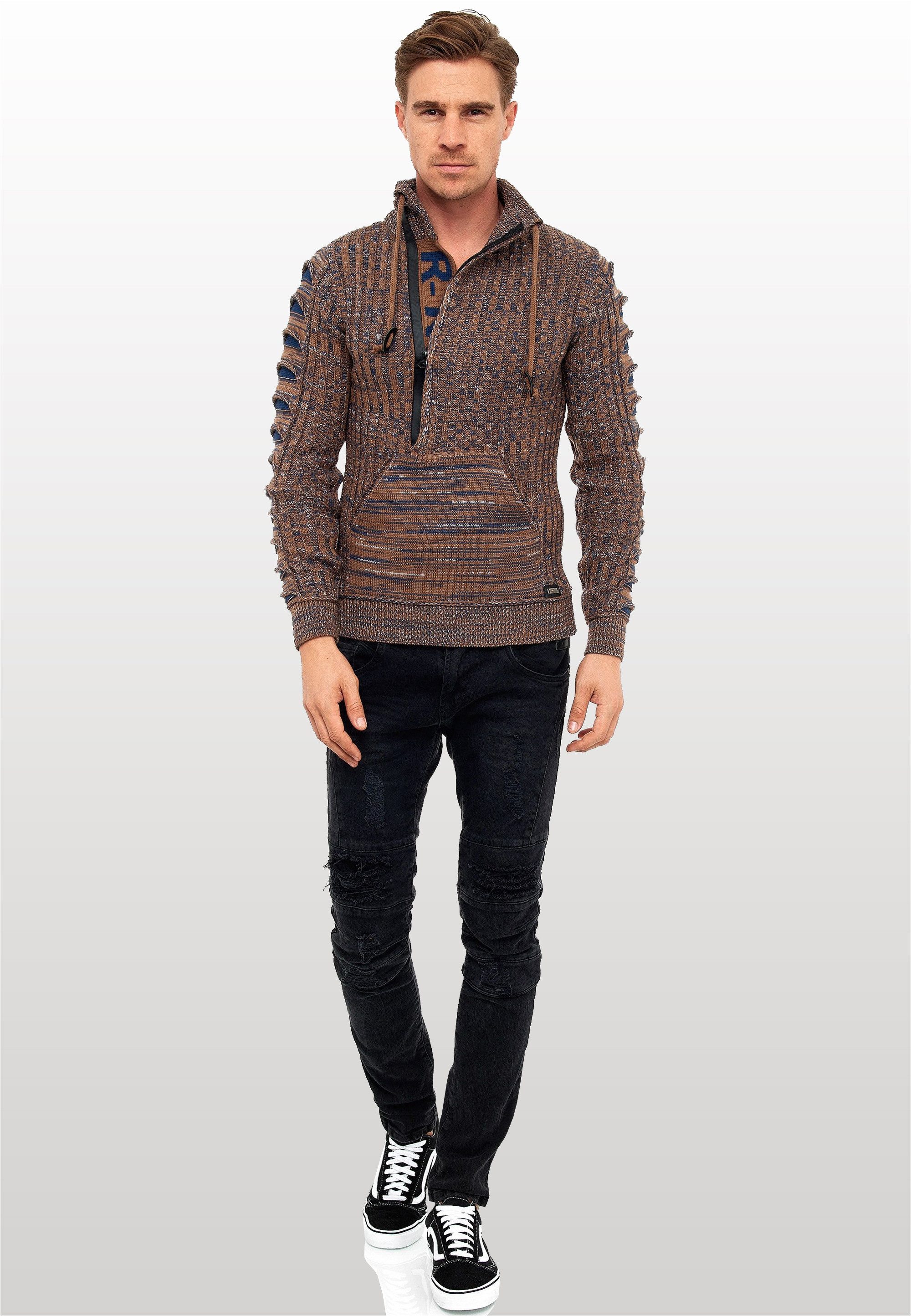Rusty Neal Strickpullover mit stylischem Ausschnitt