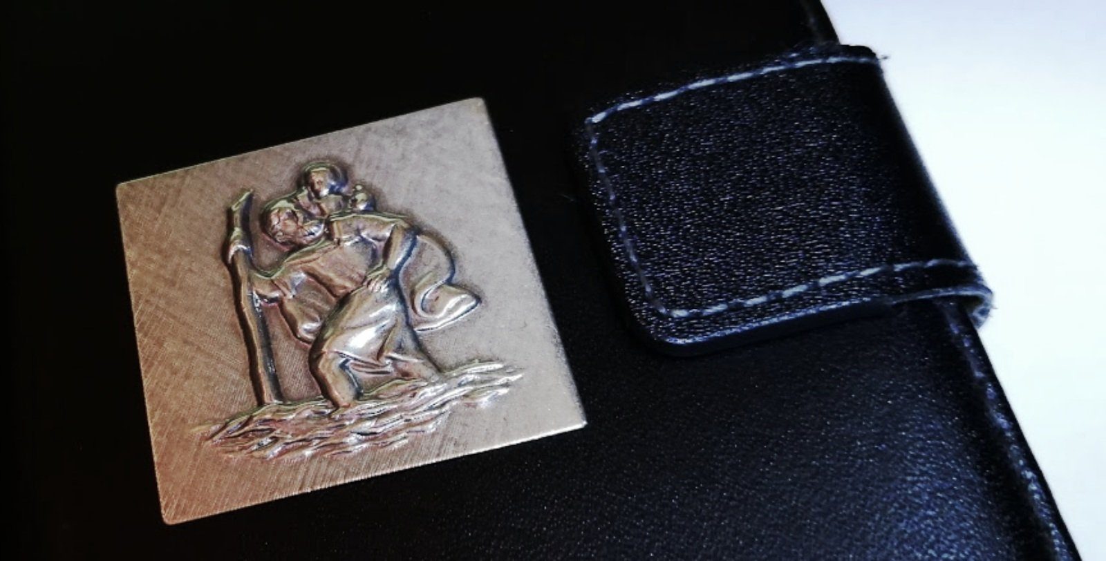 PistolaPeppers Amulett PLAKETTE Heiliger St. 3D Christopherus cm Christophorus Sankt selbstklebend, Relief Metall geprägt Relief 3