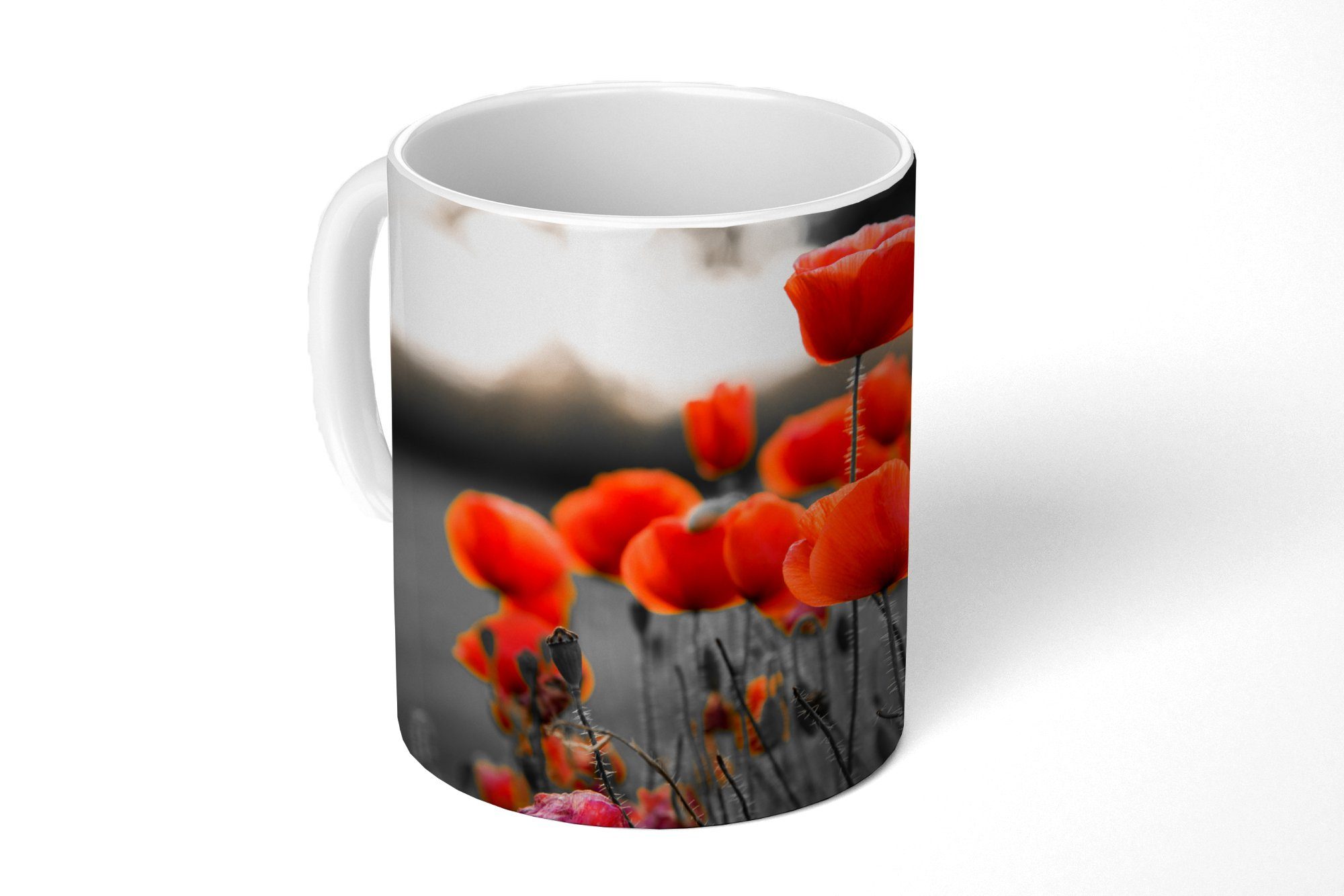 MuchoWow Tasse Wilde rote Kaffeetassen, mit und Becher, schwarzem Teetasse, Teetasse, Feld Mohnblumen weißem, großen Keramik, einem Geschenk auf