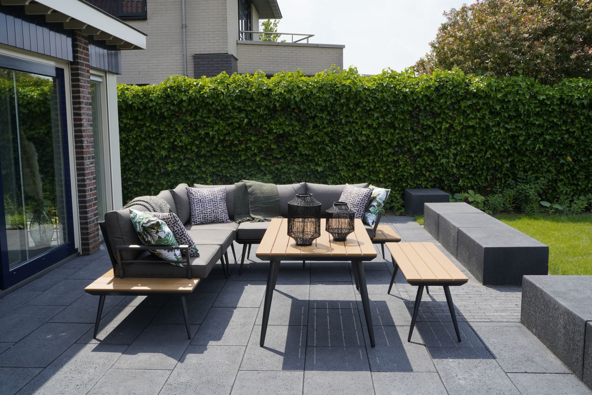 Lesli Living Gartenlounge-Set Arezzo Eck Lounge Set Gartenmöbel Essgruppe Alu Outdoor Esstisch, bestehend aus Nonwood und Aluminium