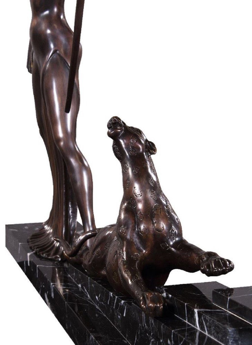 Skulptur 13 Dame mit x Deko Accessoires - Casa Bronzefarben x H. 85 Luxus Bronze 82 Bogen und Deko Tiger Dekofigur Schwarz Padrino cm / Luxus
