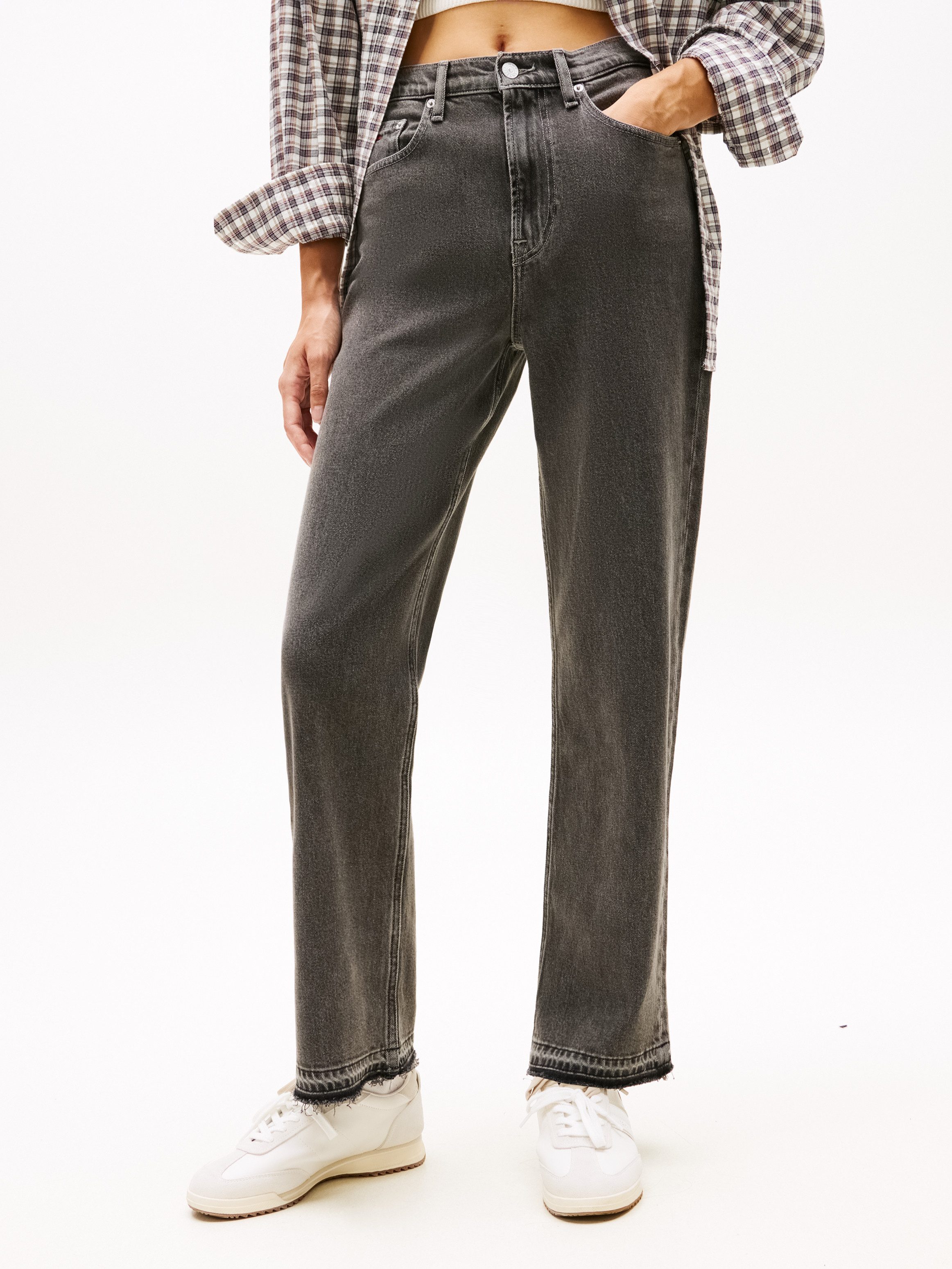 Tommy Jeans Straight-Jeans LAYLA HR SLIM STR CI4171 mit destroyed Detail am günstig online kaufen