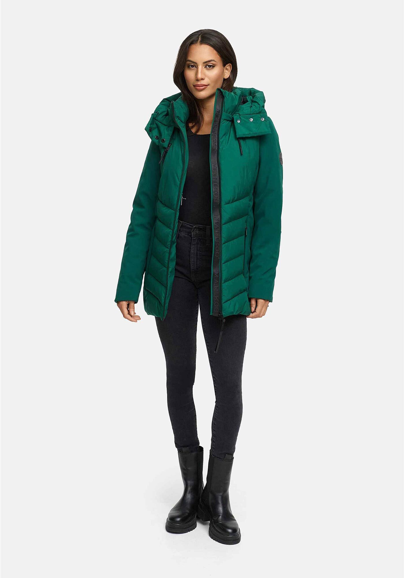 Marikoo Winterjacke Tivaa mit abnehmbarer Kapuze und figurbetonter Passform