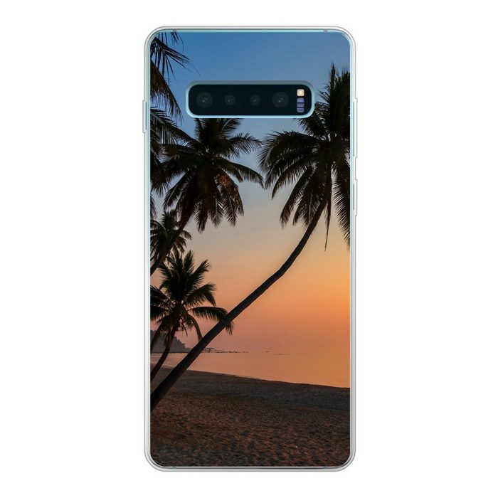 MuchoWow Handyhülle Sonnenuntergang auf einer tropischen Insel mit Palmen Phone Case Handyhülle Samsung Galaxy S10+ Silikon Schutzhülle