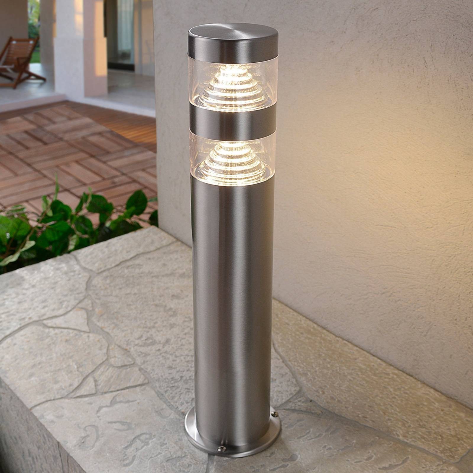 Lindby Außen-Stehlampe Lanea, 1 x 8,1 W LED, warmweiß