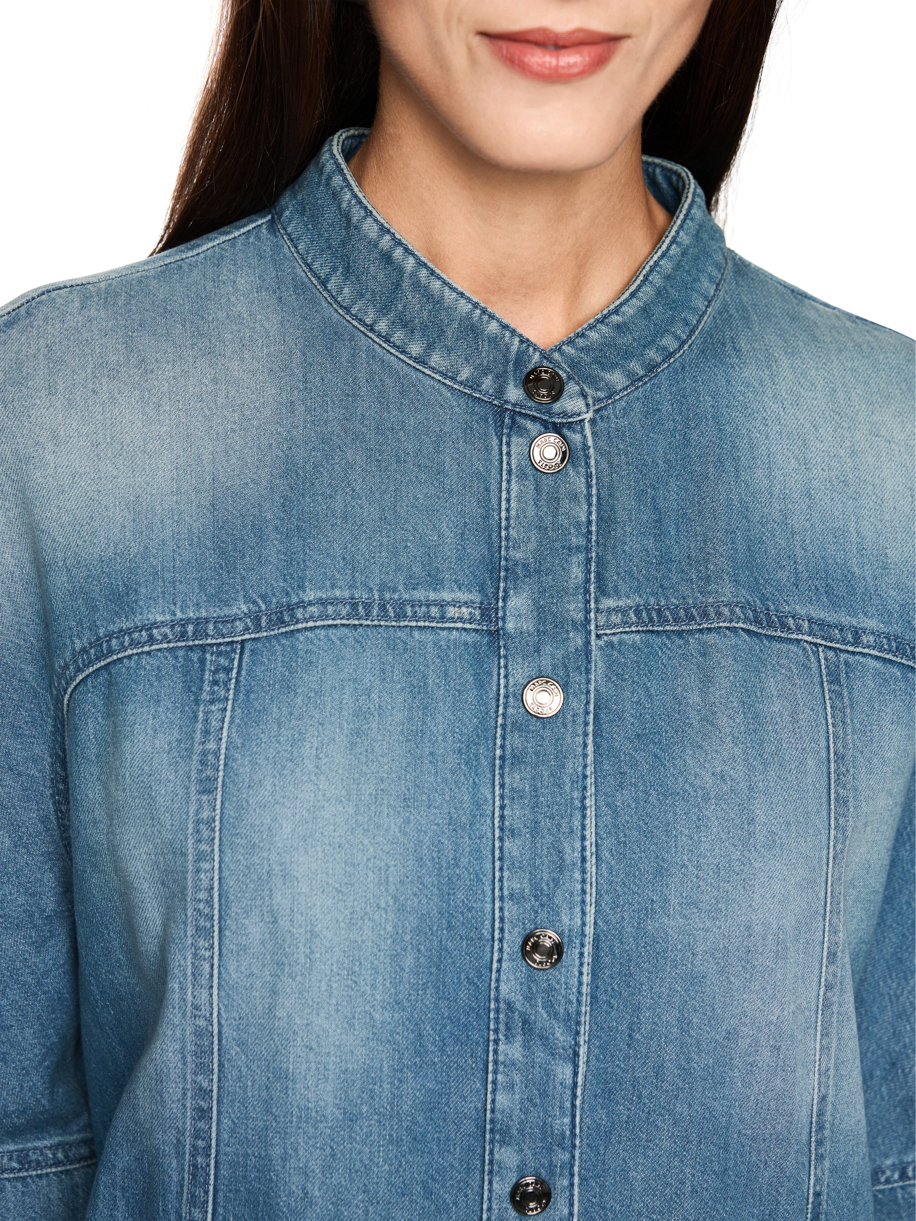 Marc Cain Jeanskleid City Vibing Premium Damenmode Minikleid mit kleinem Stehkragen