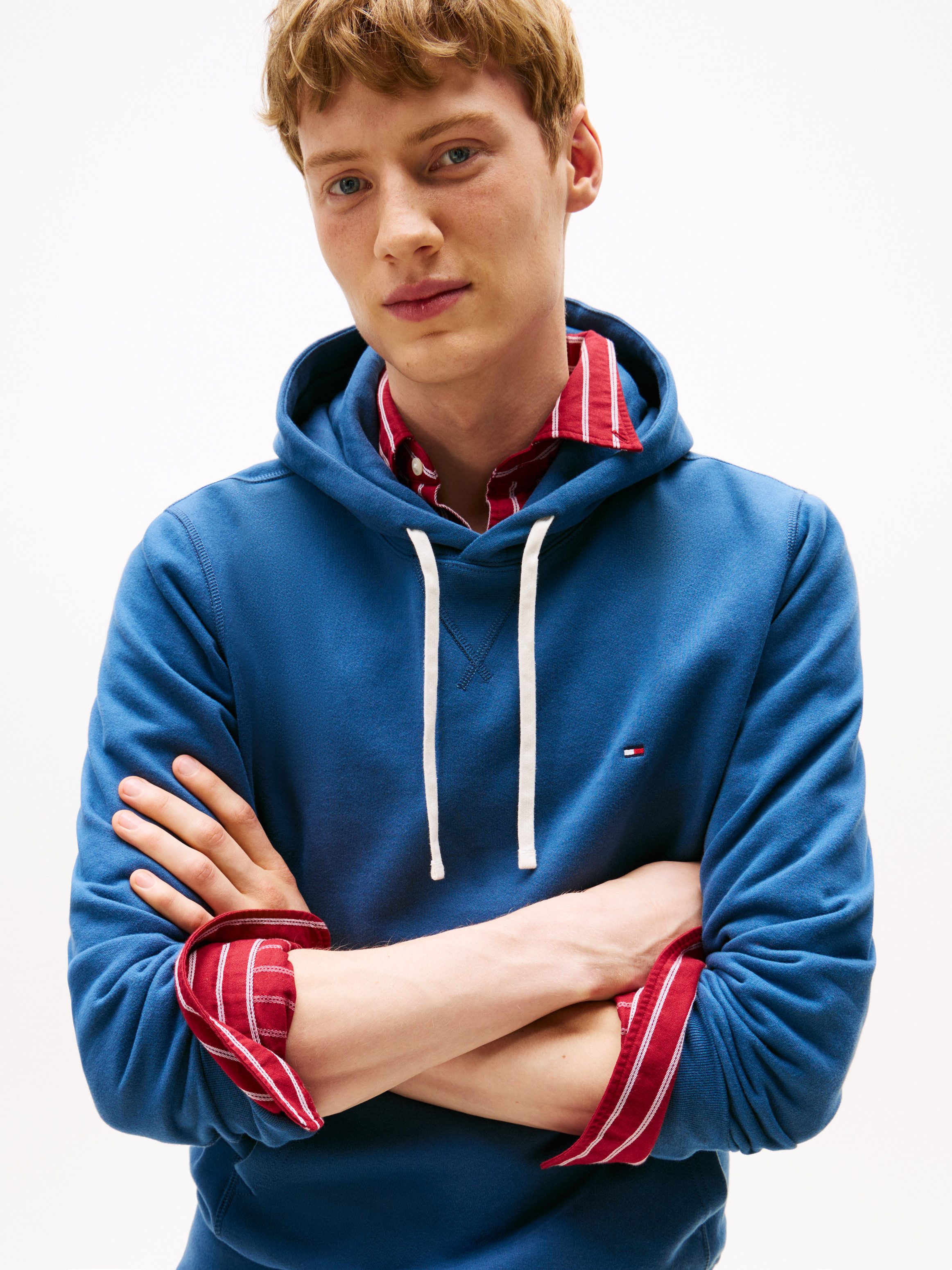 Tommy Hilfiger Hoodie ESS SEASONAL FLEECE HOODY mit Kapuze und Kängurutasche unifarben, casual, regular fit, Baumwollmix, Kapuze