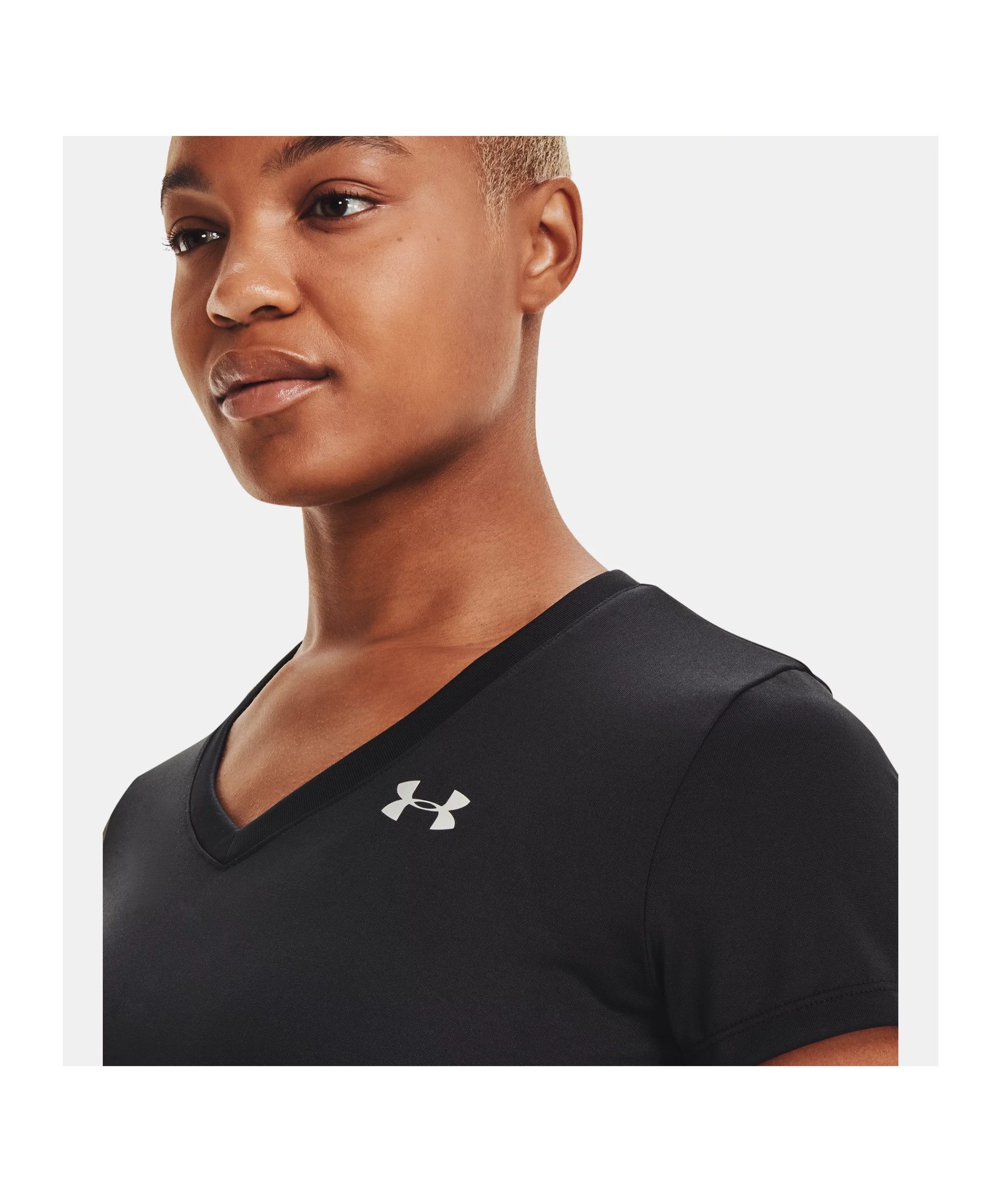 Under Armour® T-Shirt Under Armour Tech V-Neck T-Shirt Damen Polyester