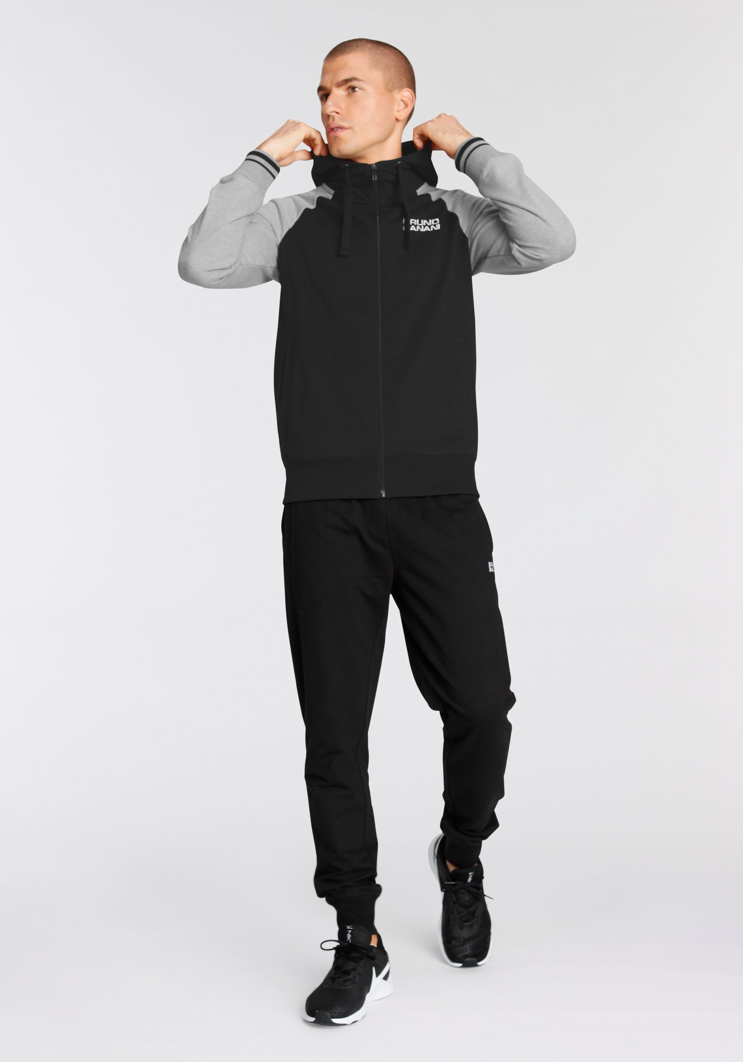 Jogginganzug Comfort Fit, Banani schwarz-grau mit Logo Stickerei Bruno