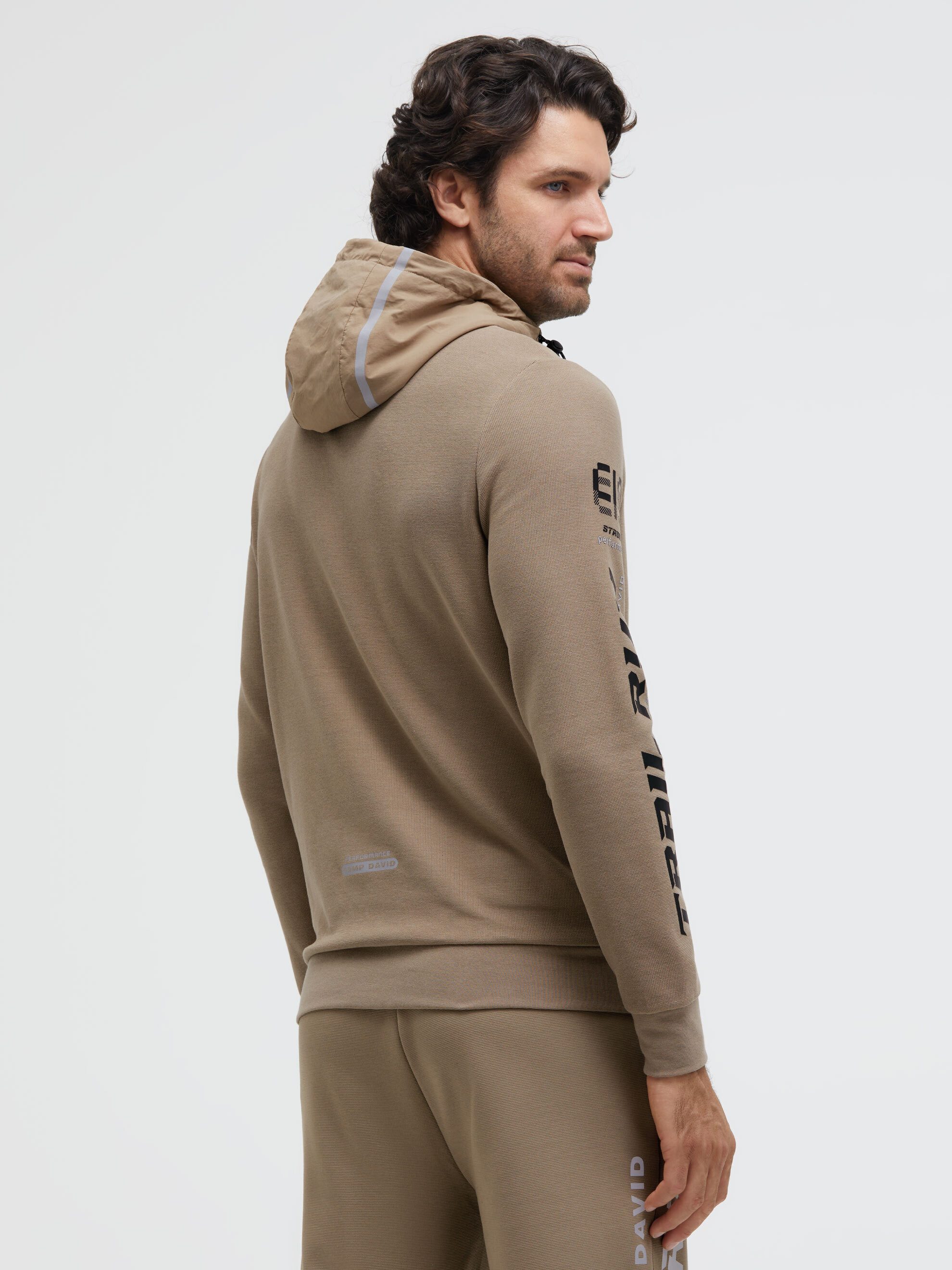 CAMP DAVID Kapuzensweatshirt mit reflektierenden Details – Bild 5 von 5
