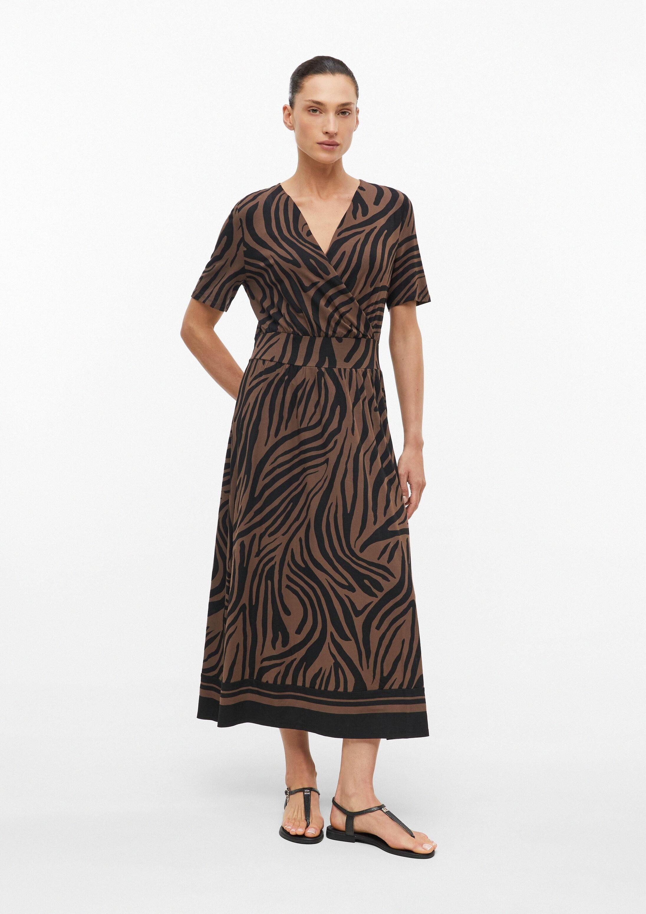 s.Oliver Midikleid Kleid Midi-Wickelkleid aus Viskosemix