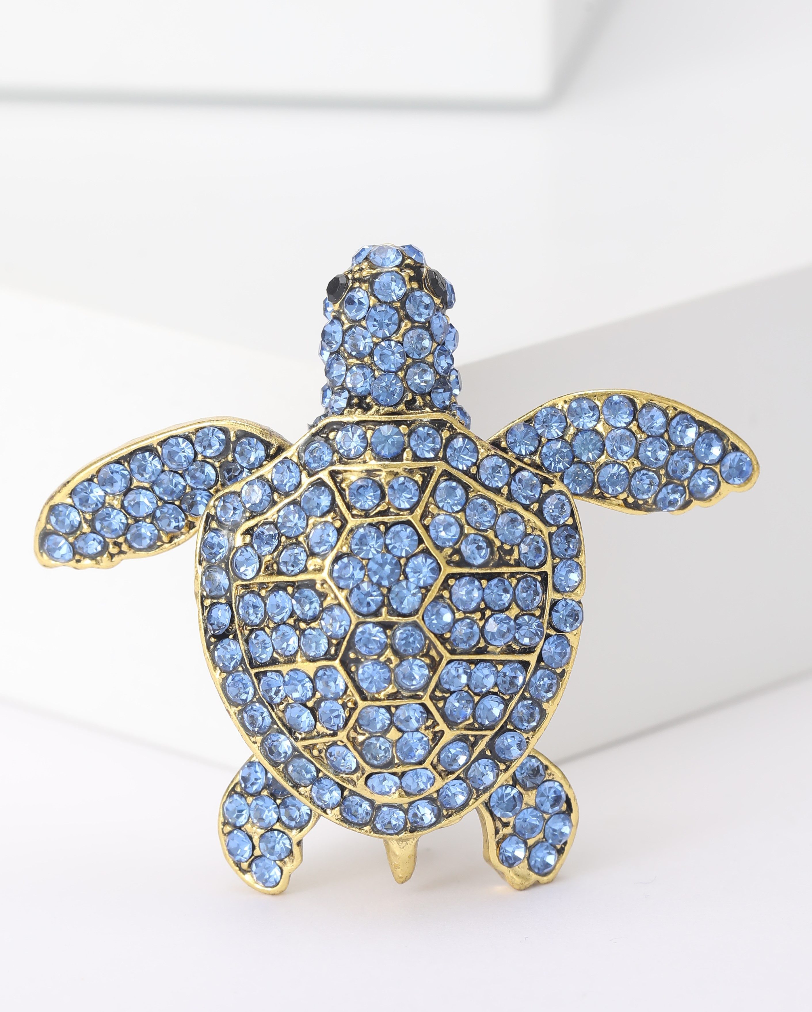 MayTree Brosche "Meeresschildkröte" mit blauem Strass (Stück, 1-tlg), Metallbrosche in Form einer Meeresschildkröte, mit blauem Strass