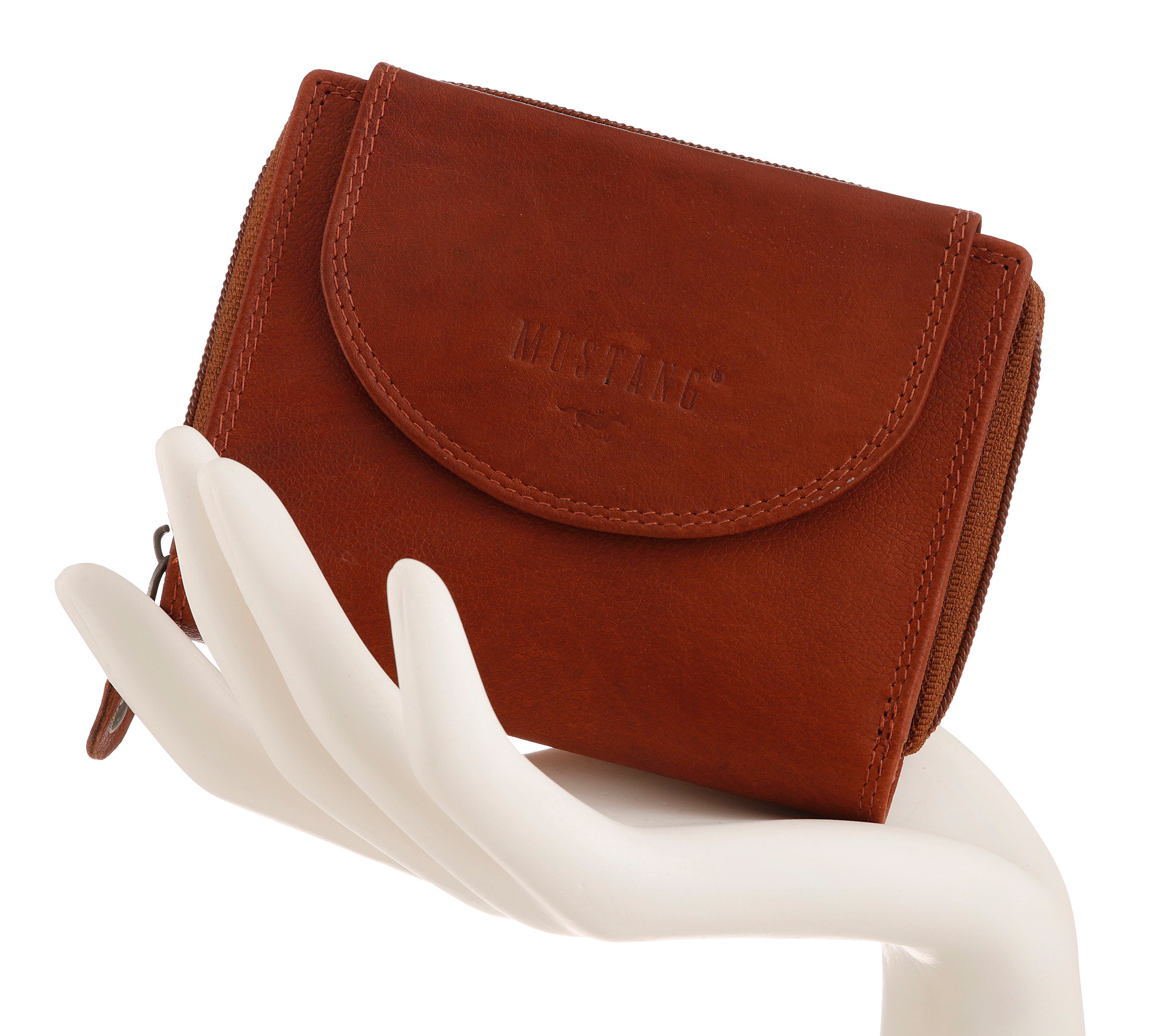 MUSTANG Geldbörse Udine wallet opening, leather im praktischen Format brown top