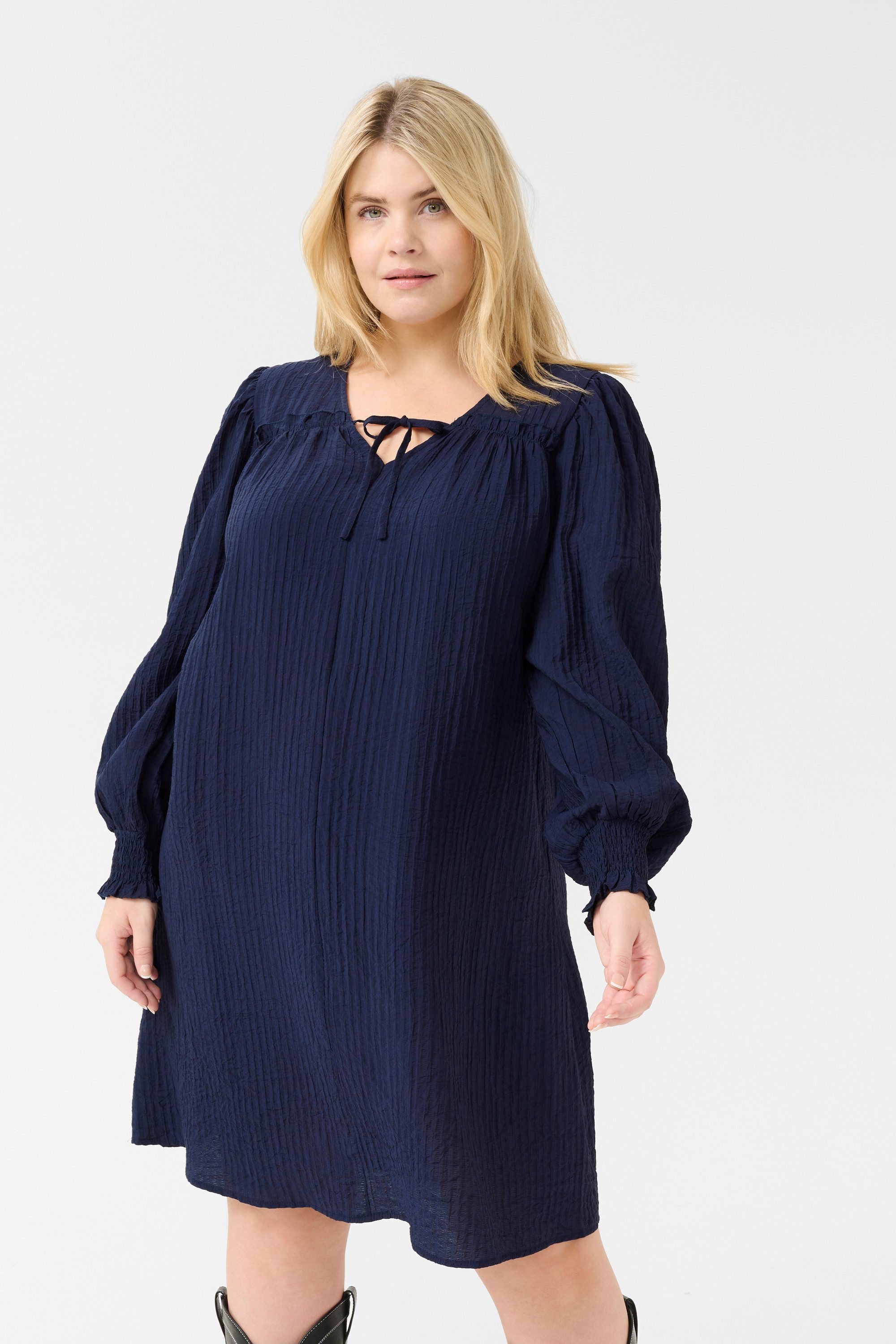 KAFFE Curve Blusenkleid Kleid KClinna Große Größen