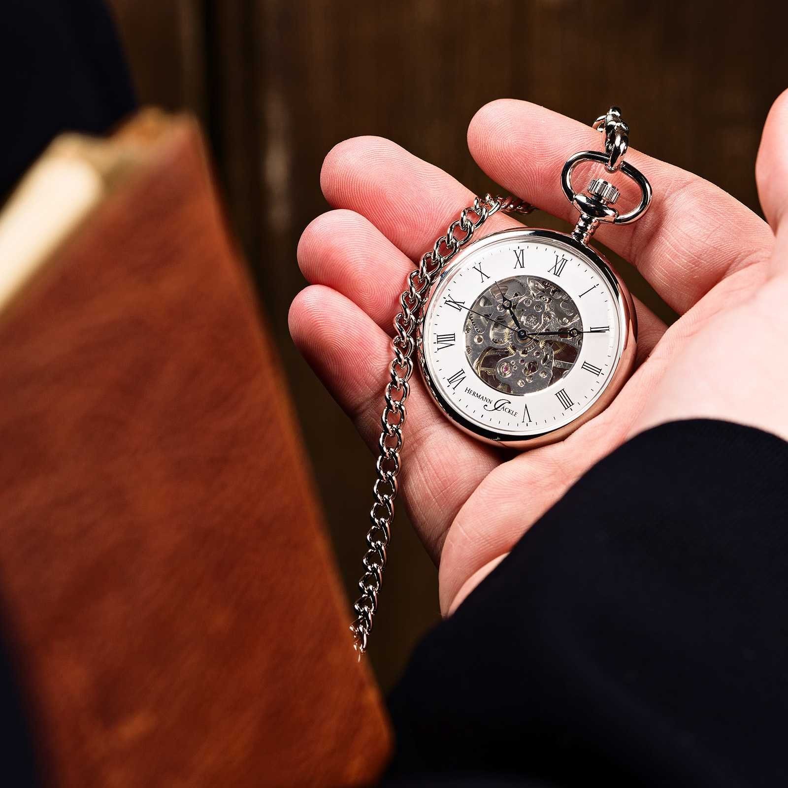 Hermann Jäckle Taschenuhr Limburg Skelett, Handaufzug, 41 mm, Mineralglas, mit Kette & Reiseetui – Bild 4 von 5