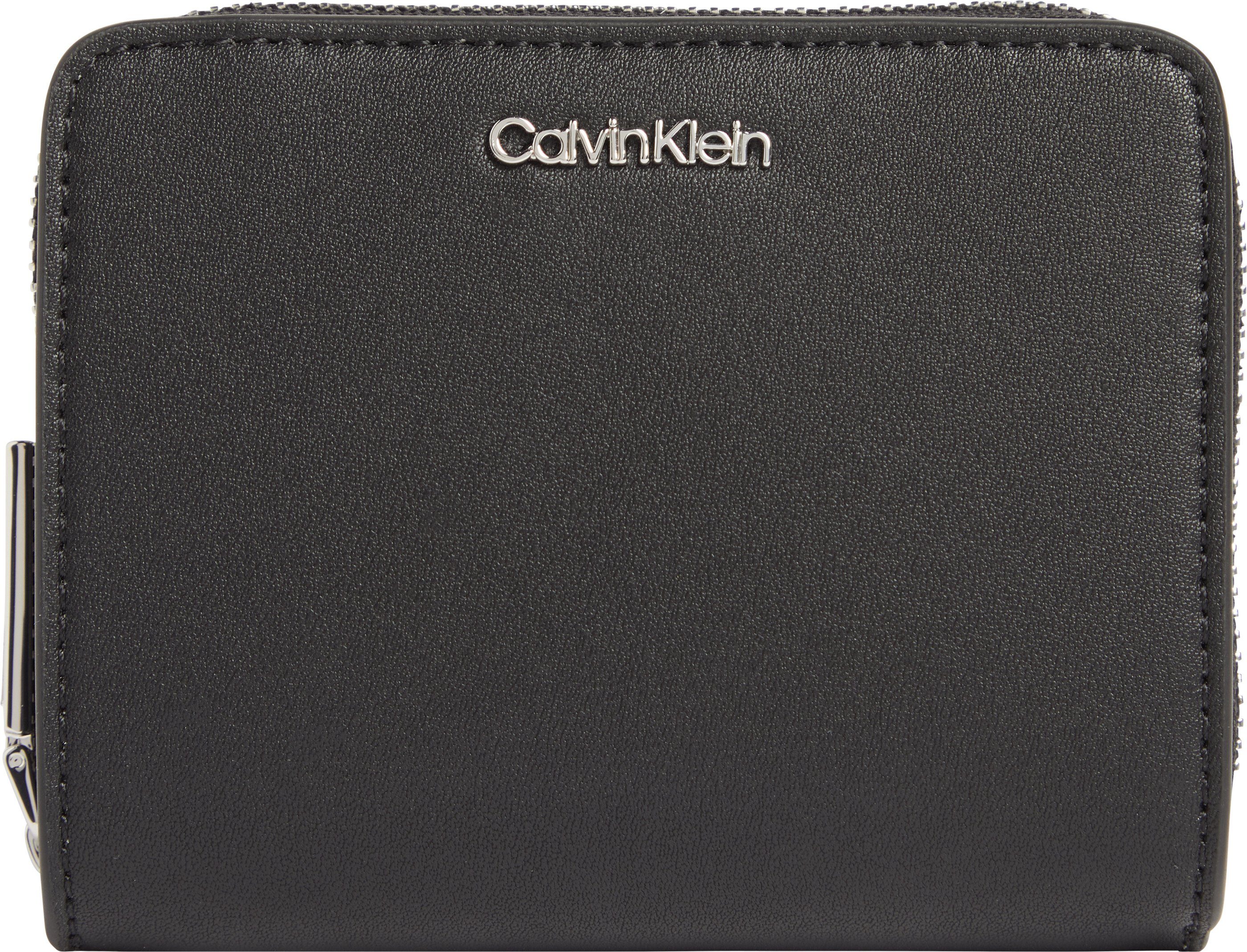 Calvin Klein Geldbörse, Logo aus silberfarbenem Metall