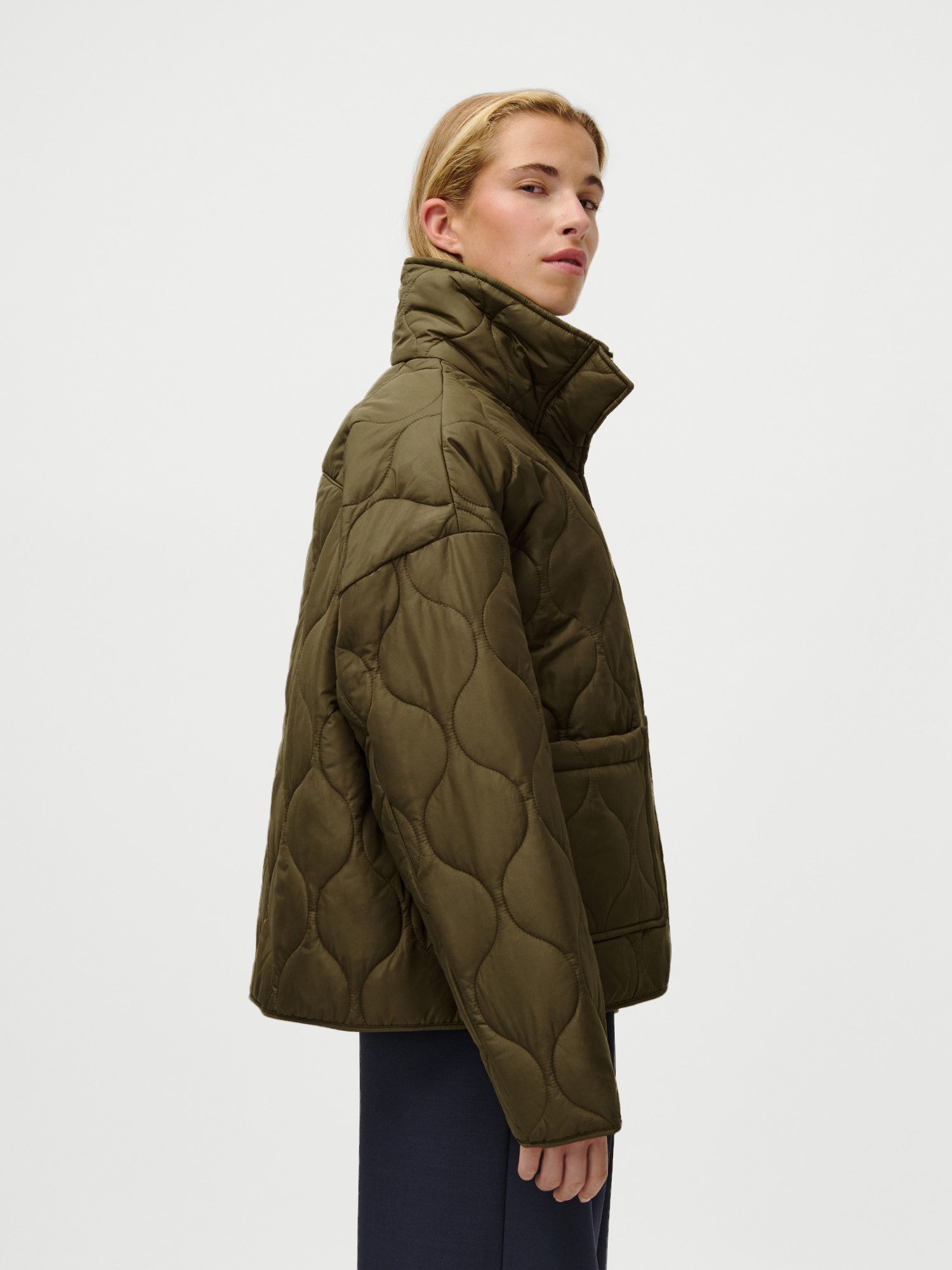 LeGer Steppjacke Beyond, LeGer by Lena Gercke Regular fit mit Rundhalsausschnitt