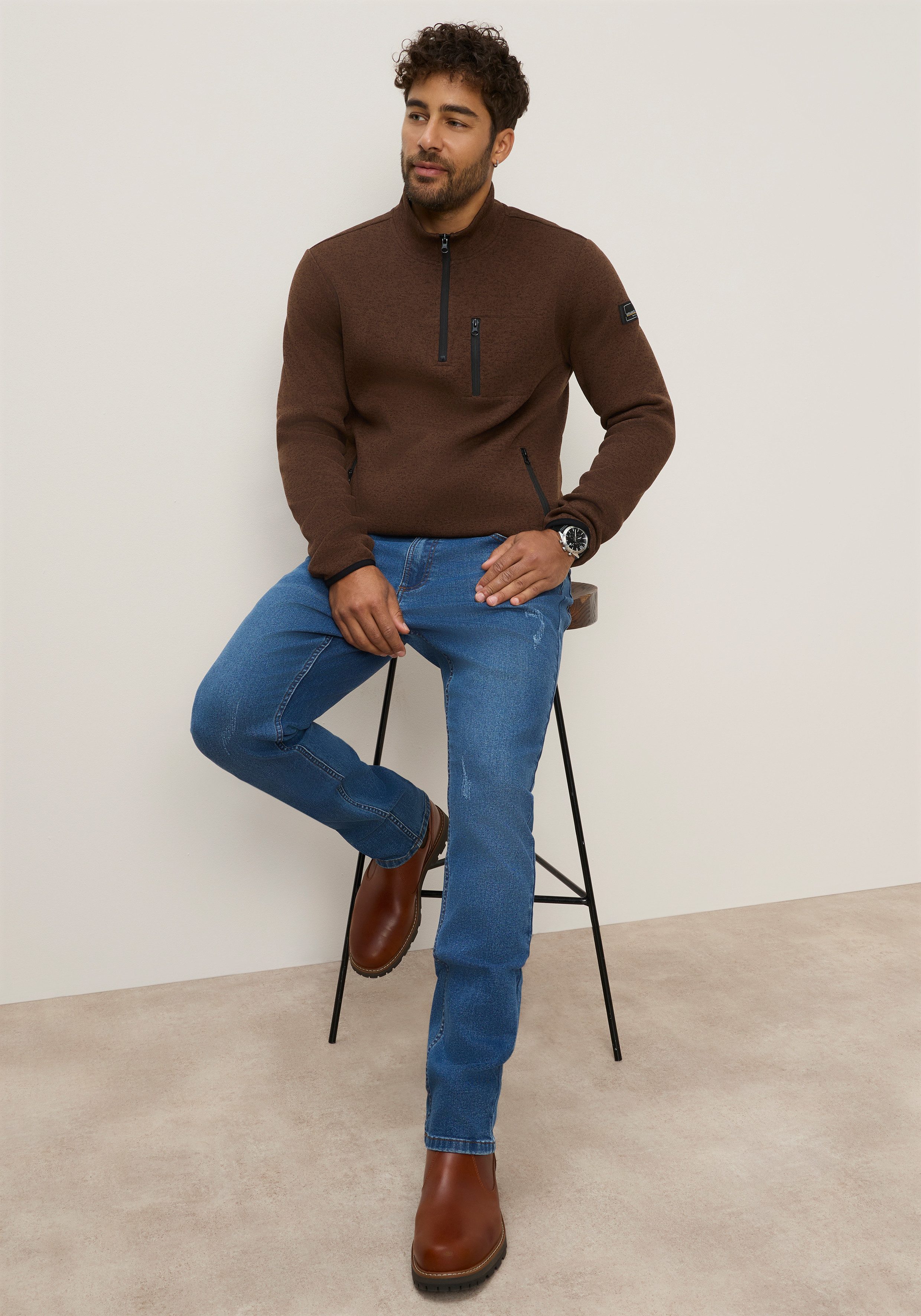 Zum Outfit 5