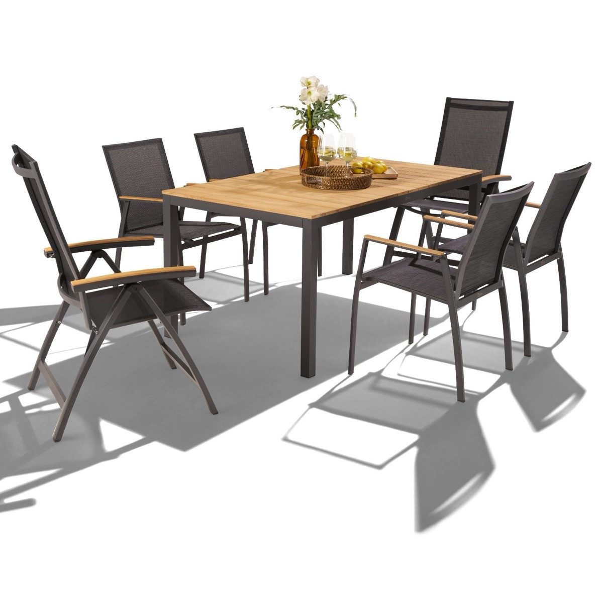 Liadomo Garten-Essgruppe Scalea/Pellaro/Ricadi, Gartentisch, 4 Stapelstühle, 2 Klappsessel, (Gartenmöbel-Set für 6 Personen, 7-tlg., Teakholz-Tischplatte, Spar-Set), Aluminium mit wetterfestem Textilen