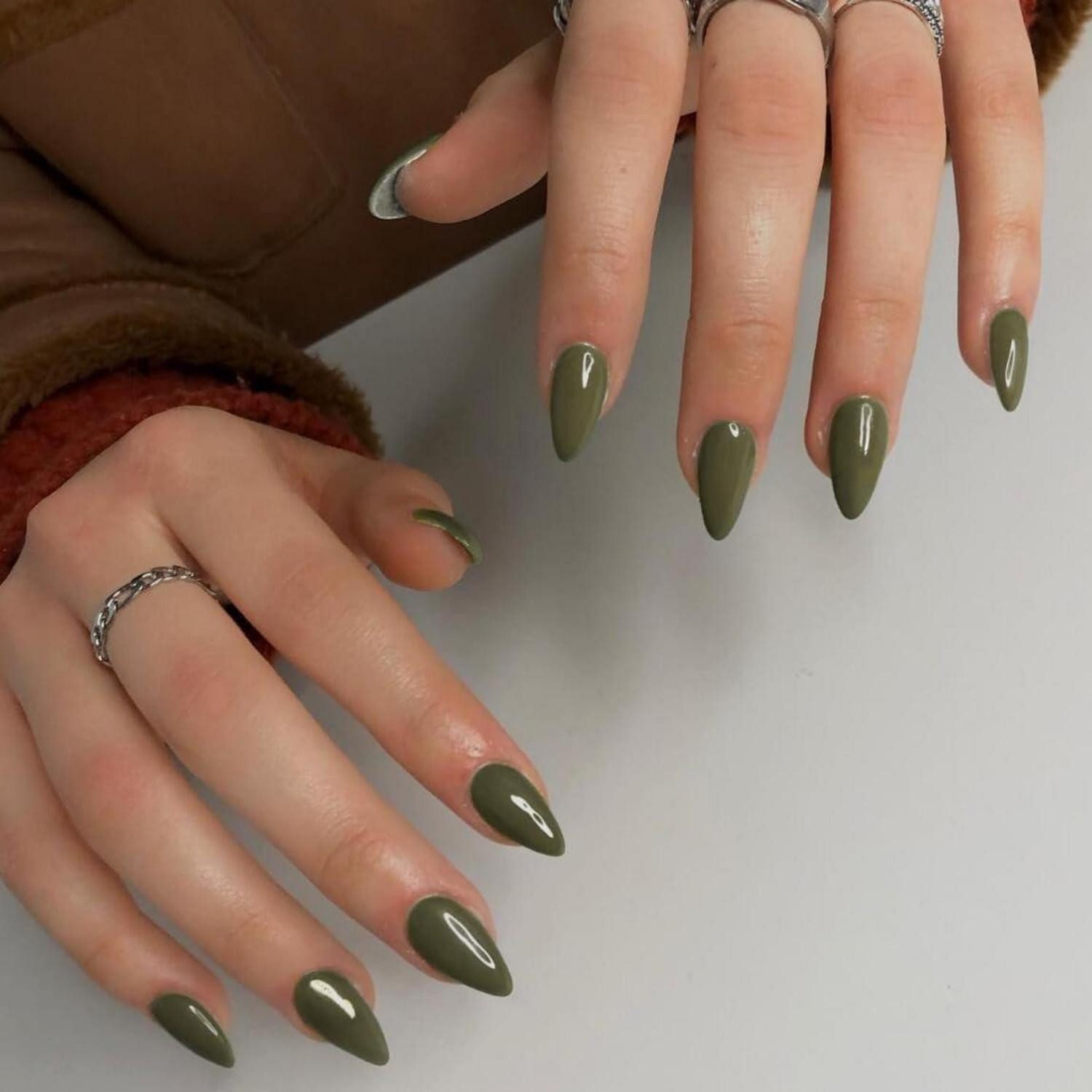 LuxusKollektion Kunstfingernägel Kunstnägel Press On Kurz Mandel Acryl Gel Cover 30 Oliv Grün