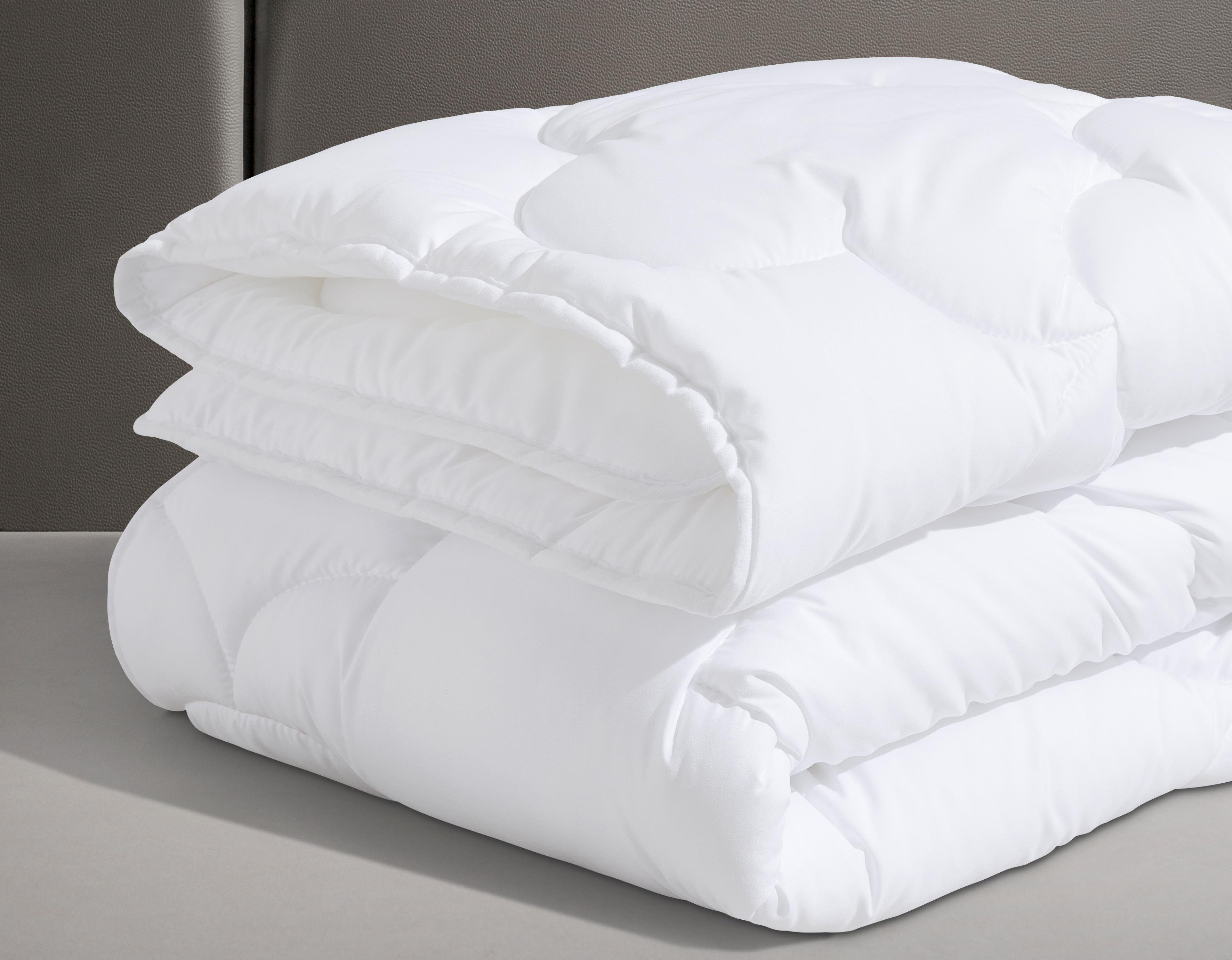 OTTO home Microfaserbettdecke Mondschein, Bettdecke 135x200 cm, 155x220 cm, 200x200 cm, Füllung: Polyester, Bezug: Polyester oder antibakteriellen Microfaser, Bettdecken, Sommer, Winter; allergiker geeignet (Hausstauballergiker)