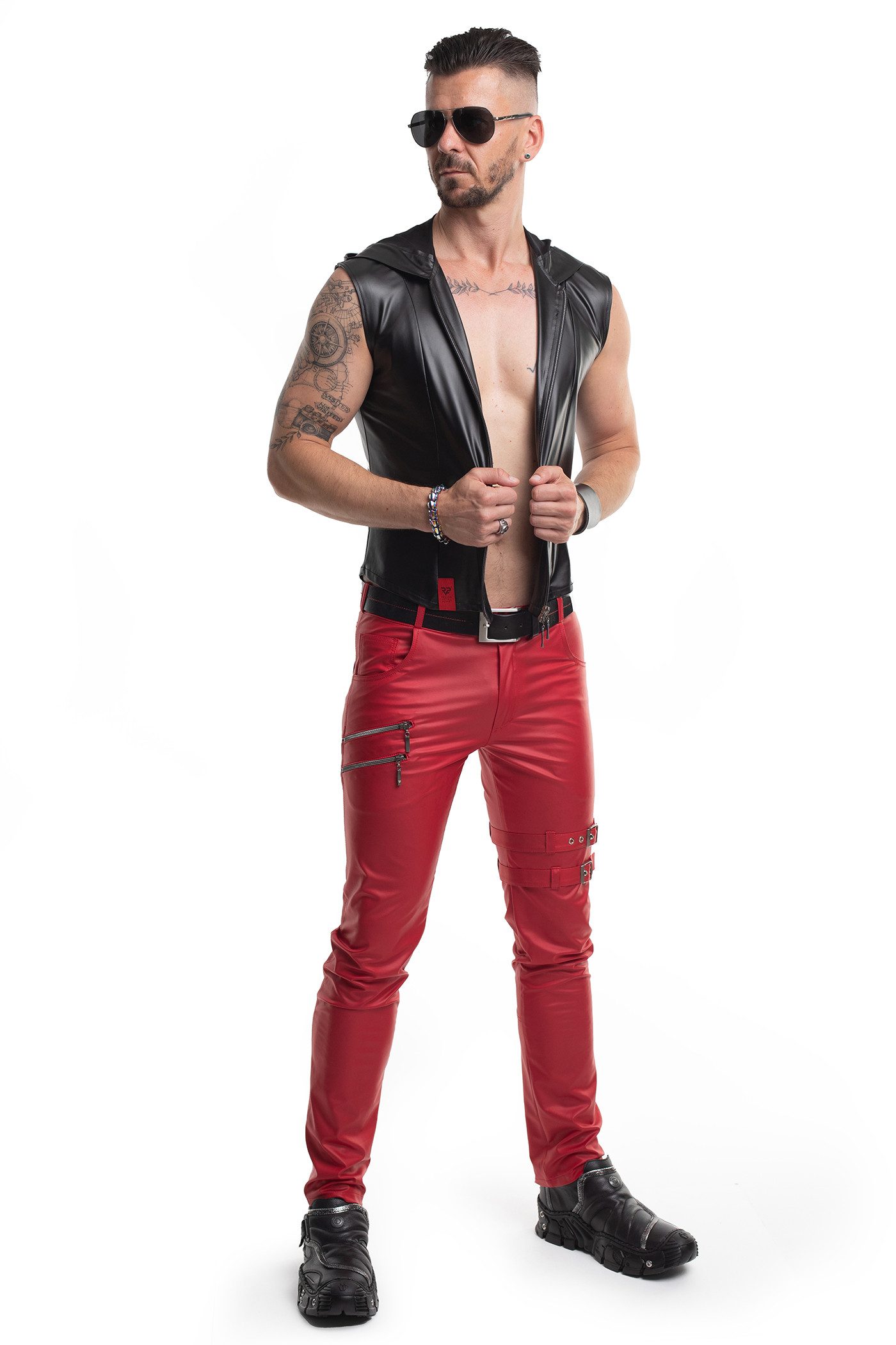 Regnes Fetish Planet Lederimitathose Herren-Hose in rot - XL