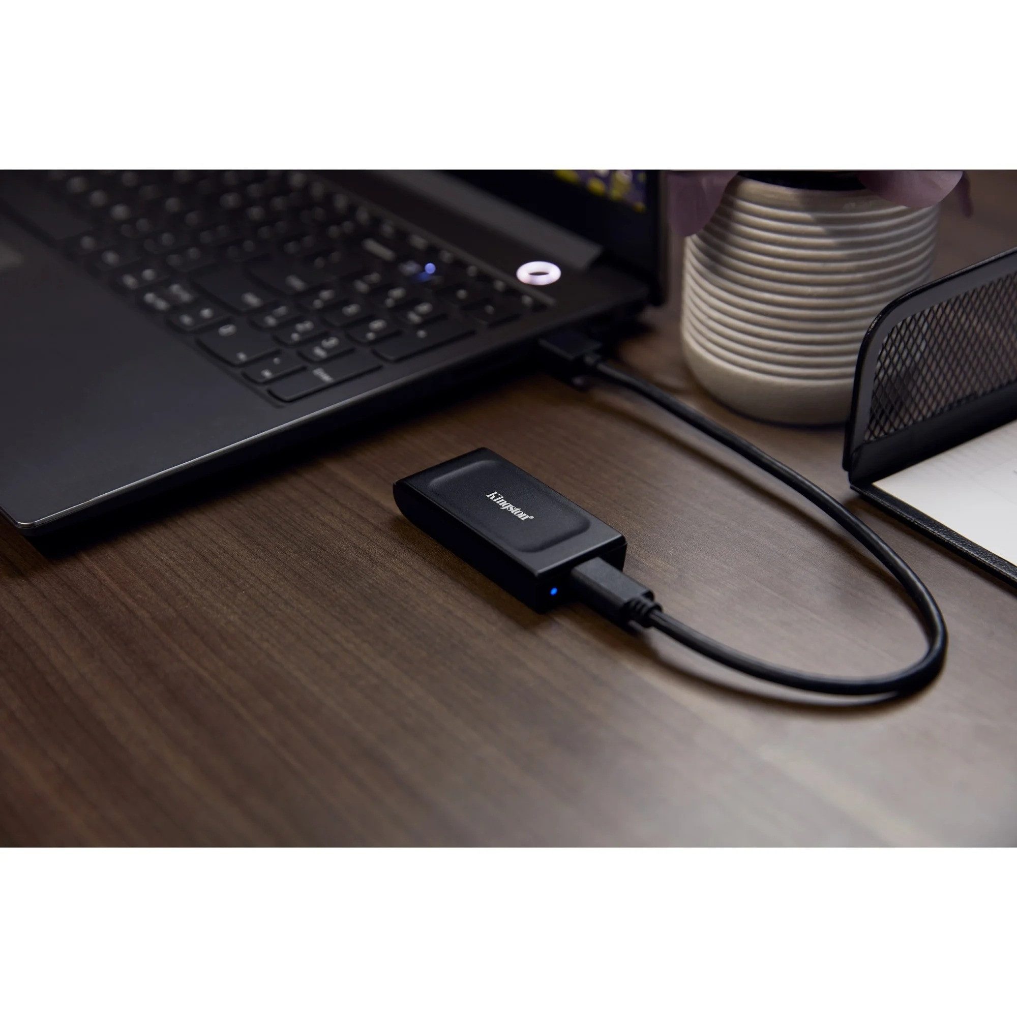 Kingston XS1000 1TB Mini Portable SSD USB-C / USB 3.2 externe SSD (1 TB) 1050 MB/S Lesegeschwindigkeit, 1000 MB/S Schreibgeschwindigkeit, USB 3.2 Gen 2, USB-C, ultrakompakt, Metallgehäuse