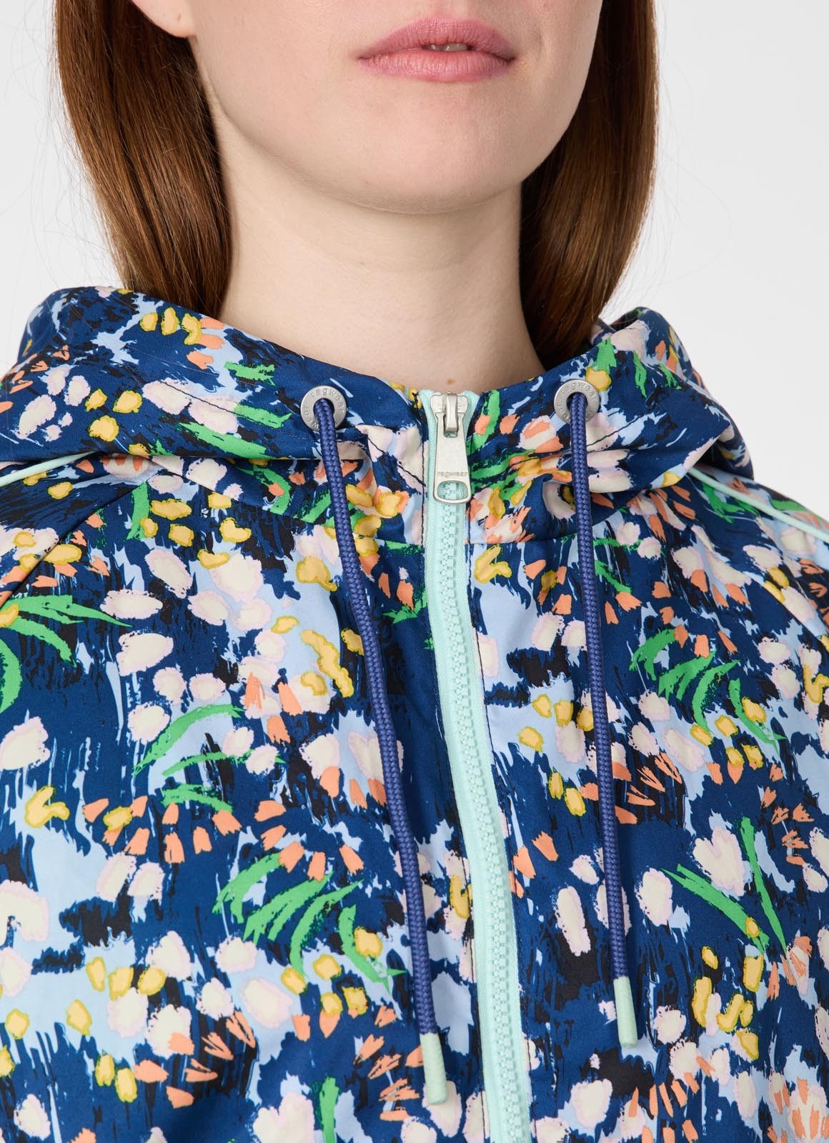 Ragwear Allwetterjacke ANDRIN PRINT Aus dünnem, wasserabweisendem Material mit Print und Kontrastdetails