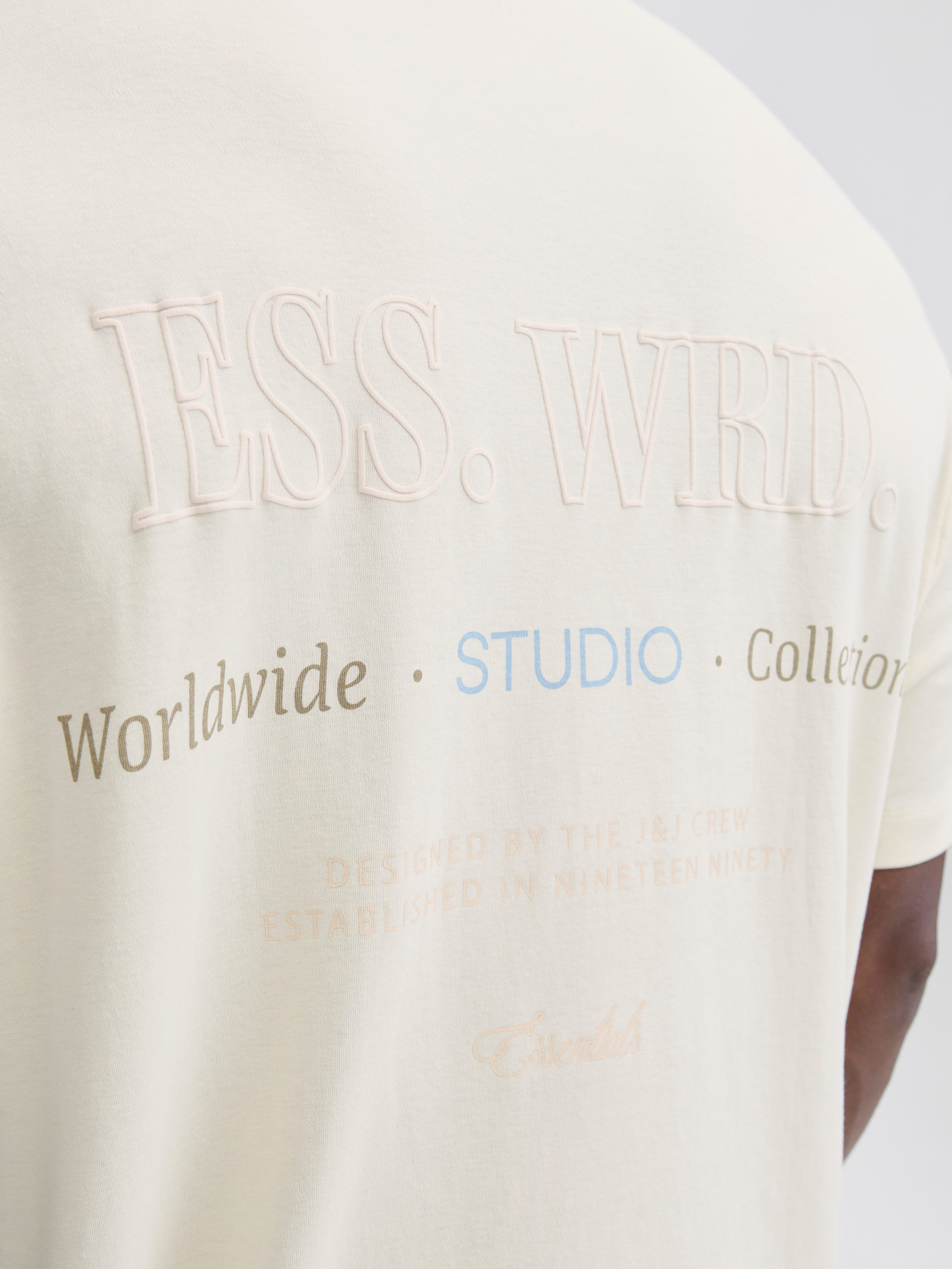 Jack & Jones PlusSize T-Shirt JJEURBAN EDGE STUDIO TEE SS SN PLS mit Logobranding