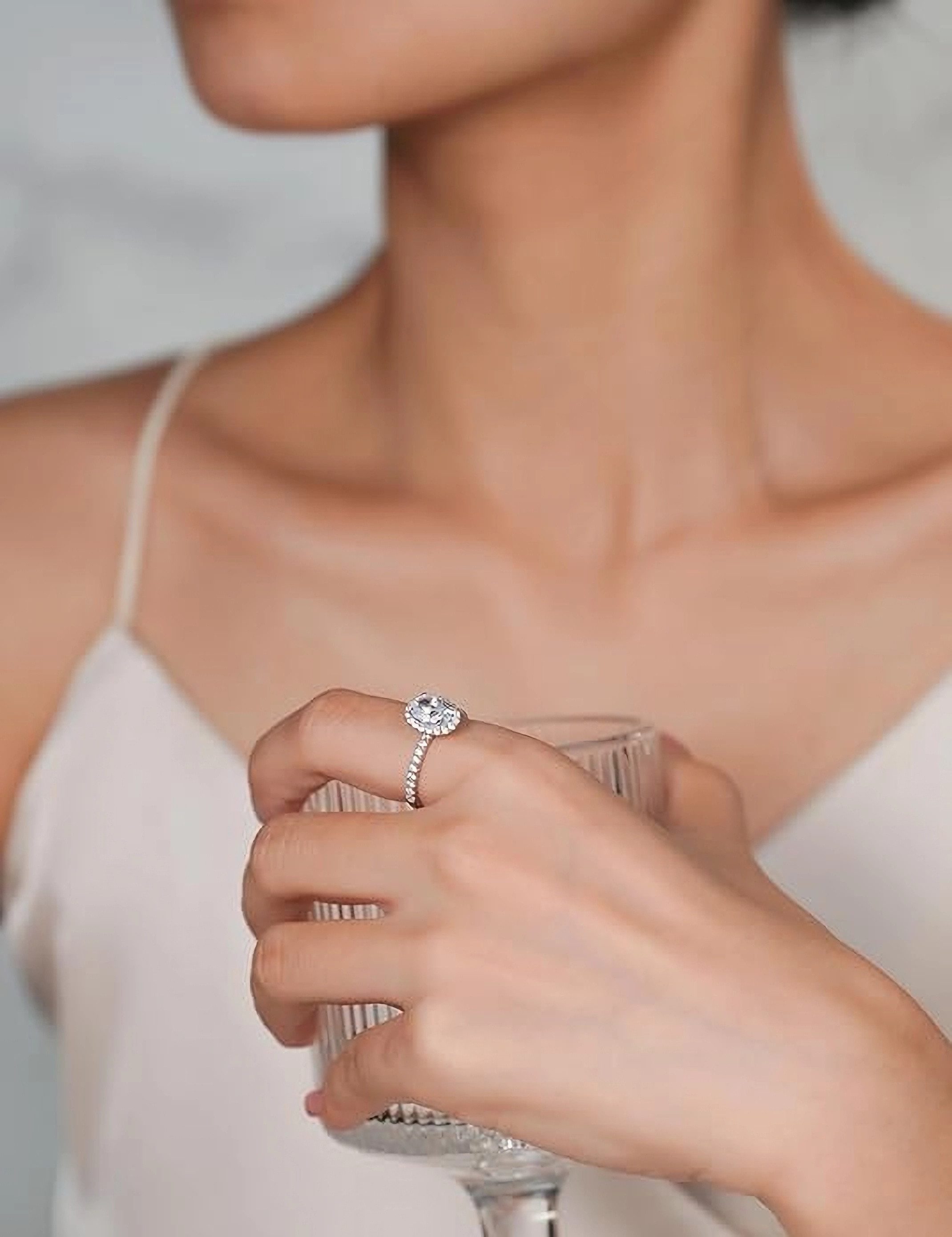 Jumpeak Trauring 14 KaratGold, 1ct Diamant im Ovalschliff, Labordiamant, D VS1 2ex, Mit IGI-Zertifikat, Jubiläumsring, Geschenk für ein Mädchen