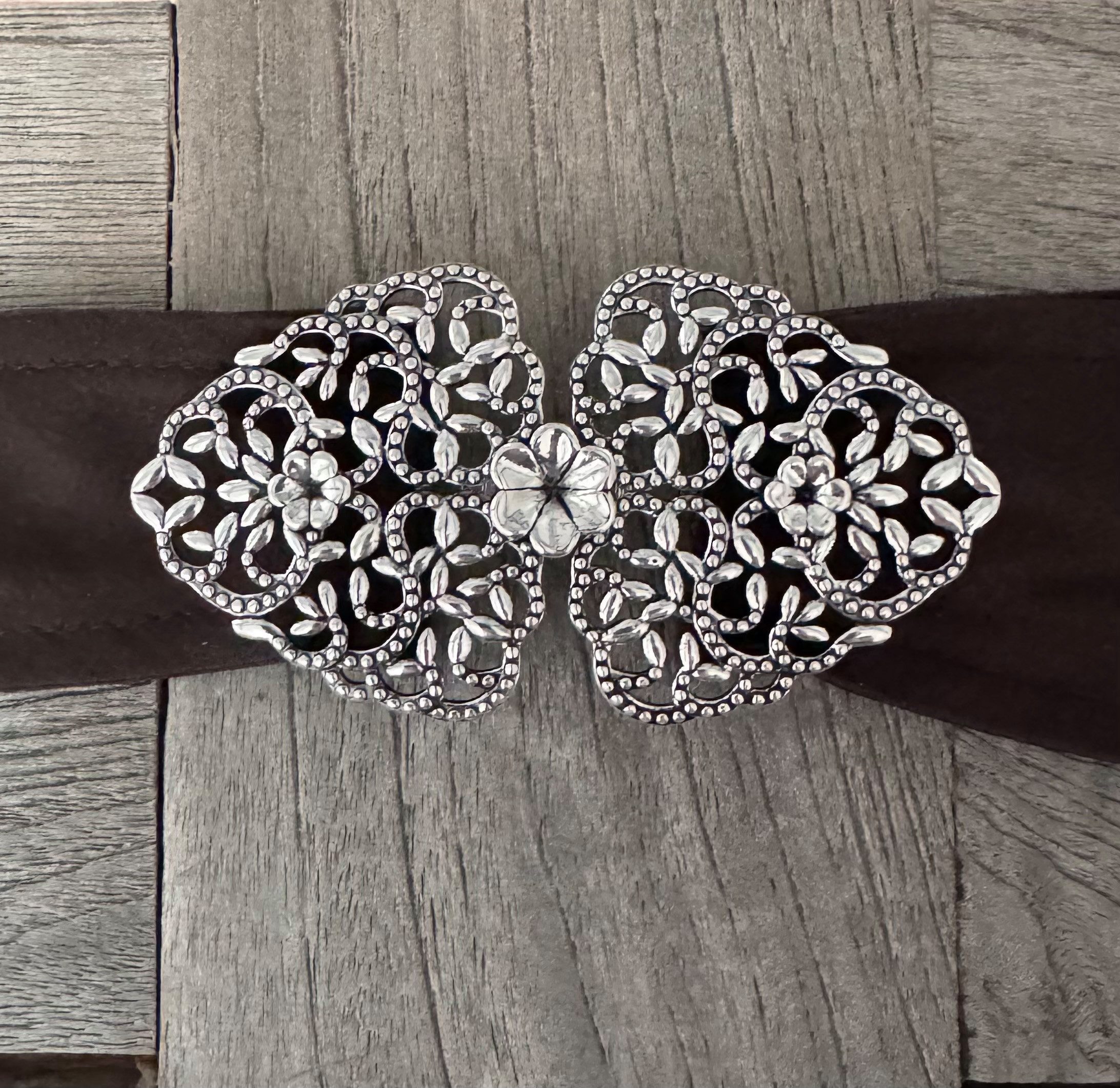 Hartmann-Knöpfe Gürtelschnalle blumige Dirndl Schürzenschliesse günstig online kaufen