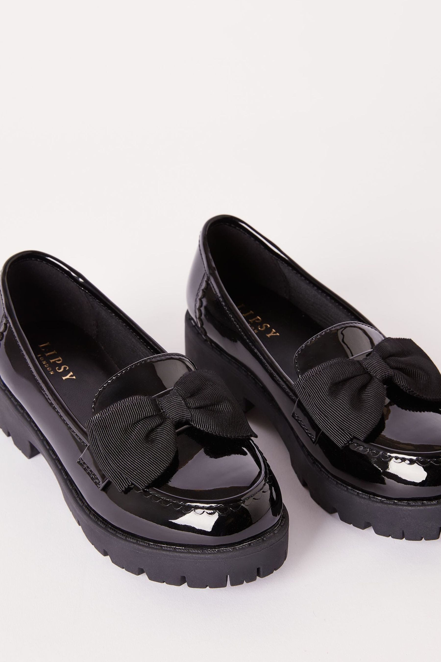 LIPSY Lipsy Loafer mit Schleife, weite Passform Loafer (1-tlg)