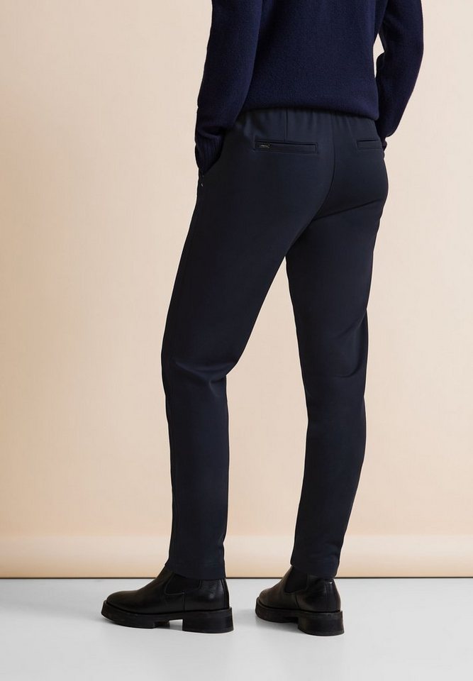 STREET ONE Jogg Pants Street One Loose Fit Hose in Deep Blue (1-tlg)  Tunnelzugbändchen, Maße bei Inch-Größe 38/28 ca.: Innenbeinlänge 69 cm,  Fußweite 32 cm