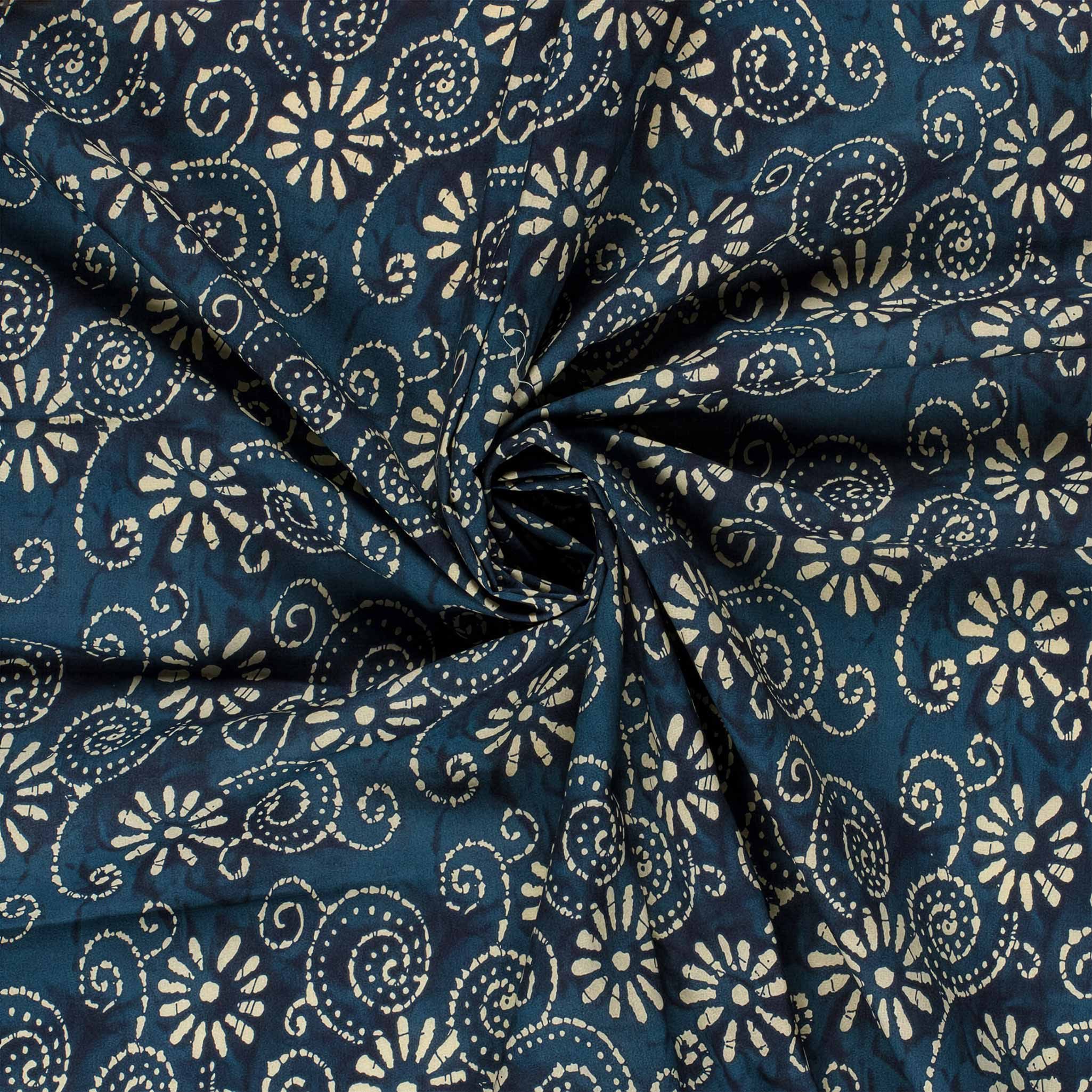 maDDma Stoff Baumwoll-Voile Stoff Blumenmuster Batik Meterware 145cm breite, marineblau