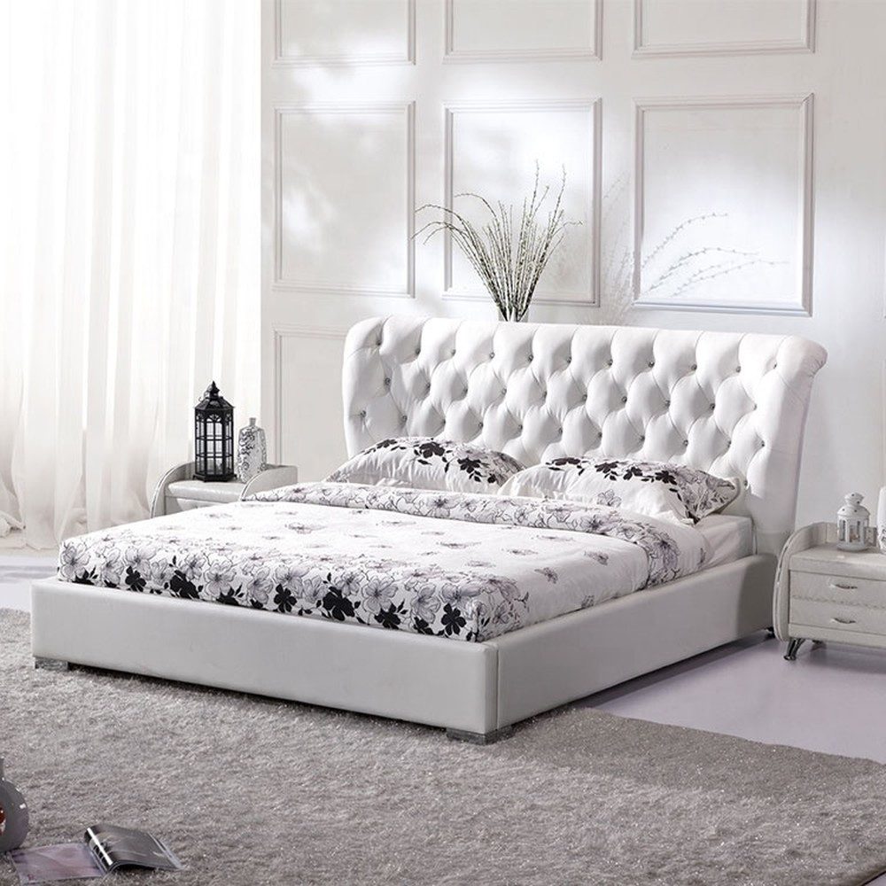 Polsterbett Samt-Bett im Chesterfield-Stil für elegantes Schlafzimmerambiente