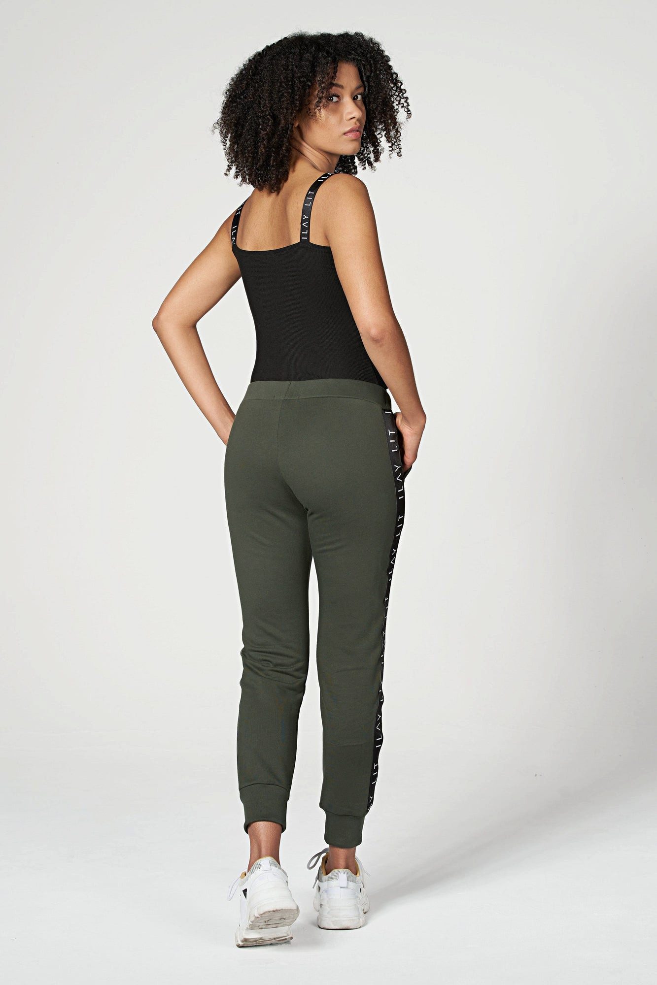 ILAY Lit Jogger Pants Different Pants Olive