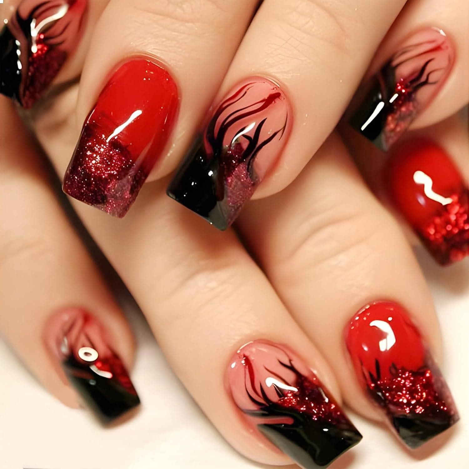 Kunstfingernägel 24 Stück Flammen Press on Nägel Kurz Rote Glitzer Design Nagel