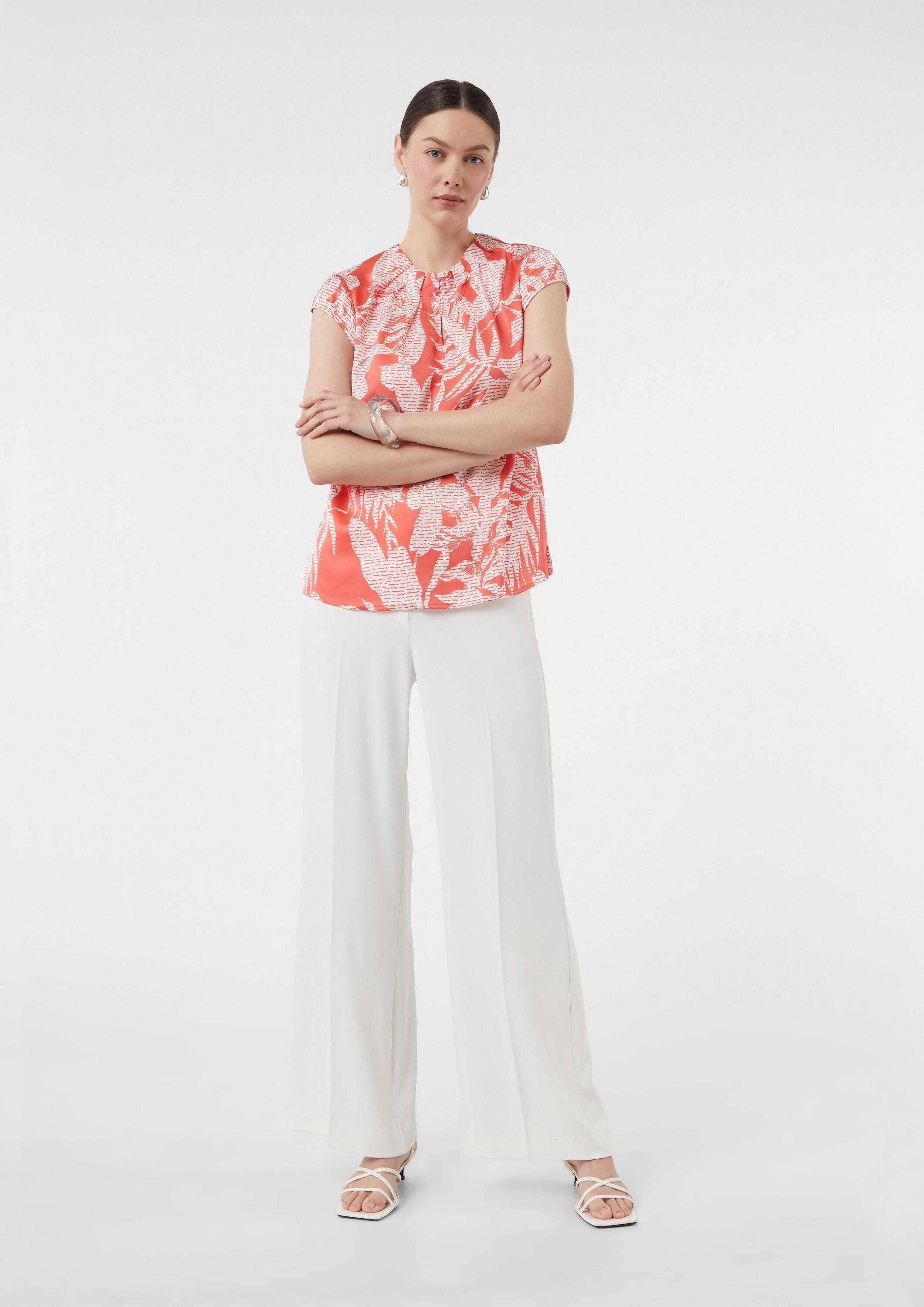 comma Kurzarmbluse Bluse Gemusterte Satin-Bluse mit Raffung